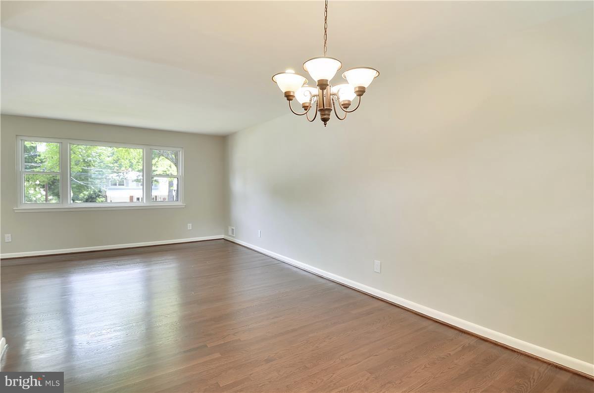 POTOMAC VALLEY - Residential