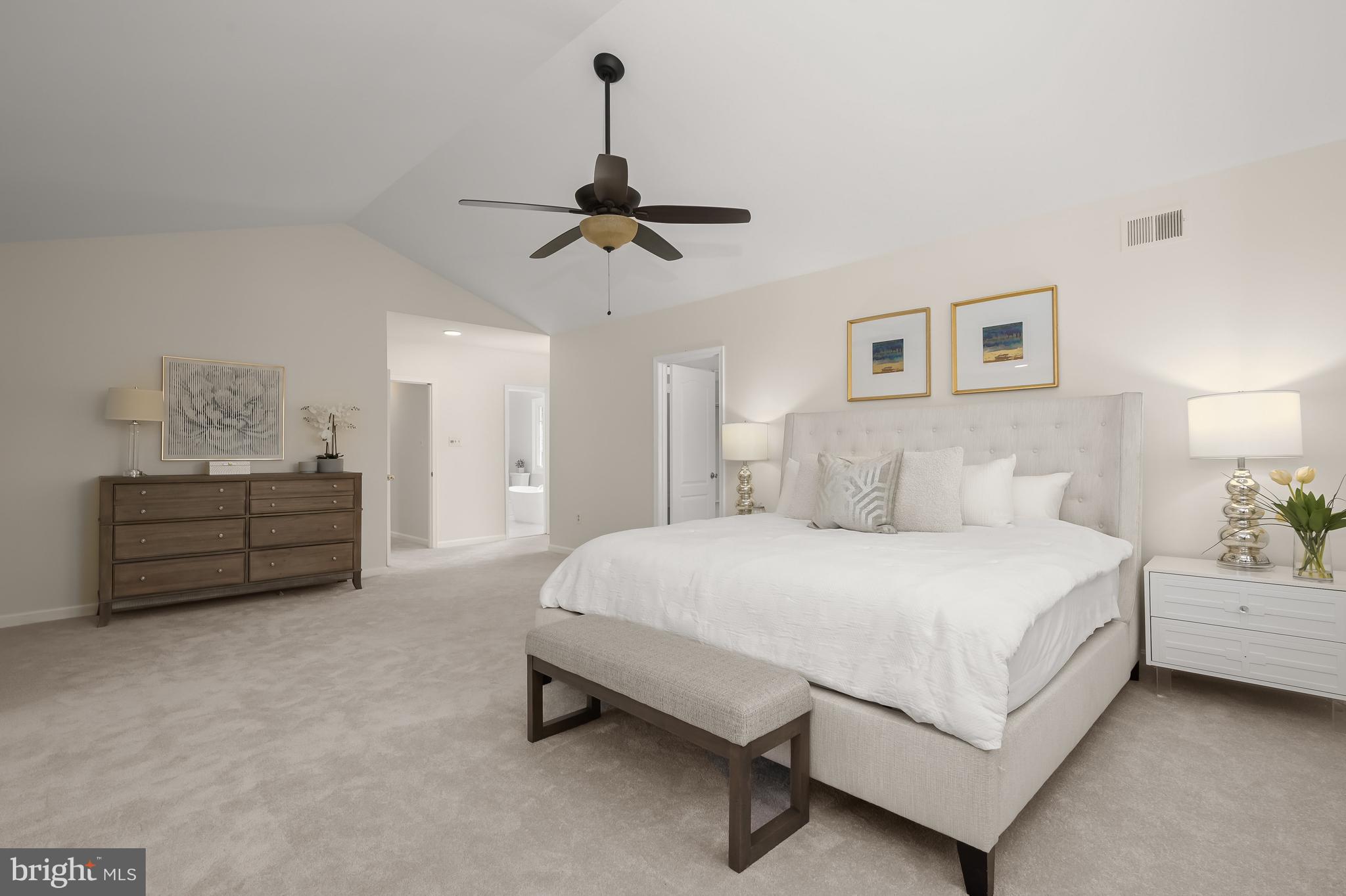 LAYTONSVILLE KNOLLS - Residential