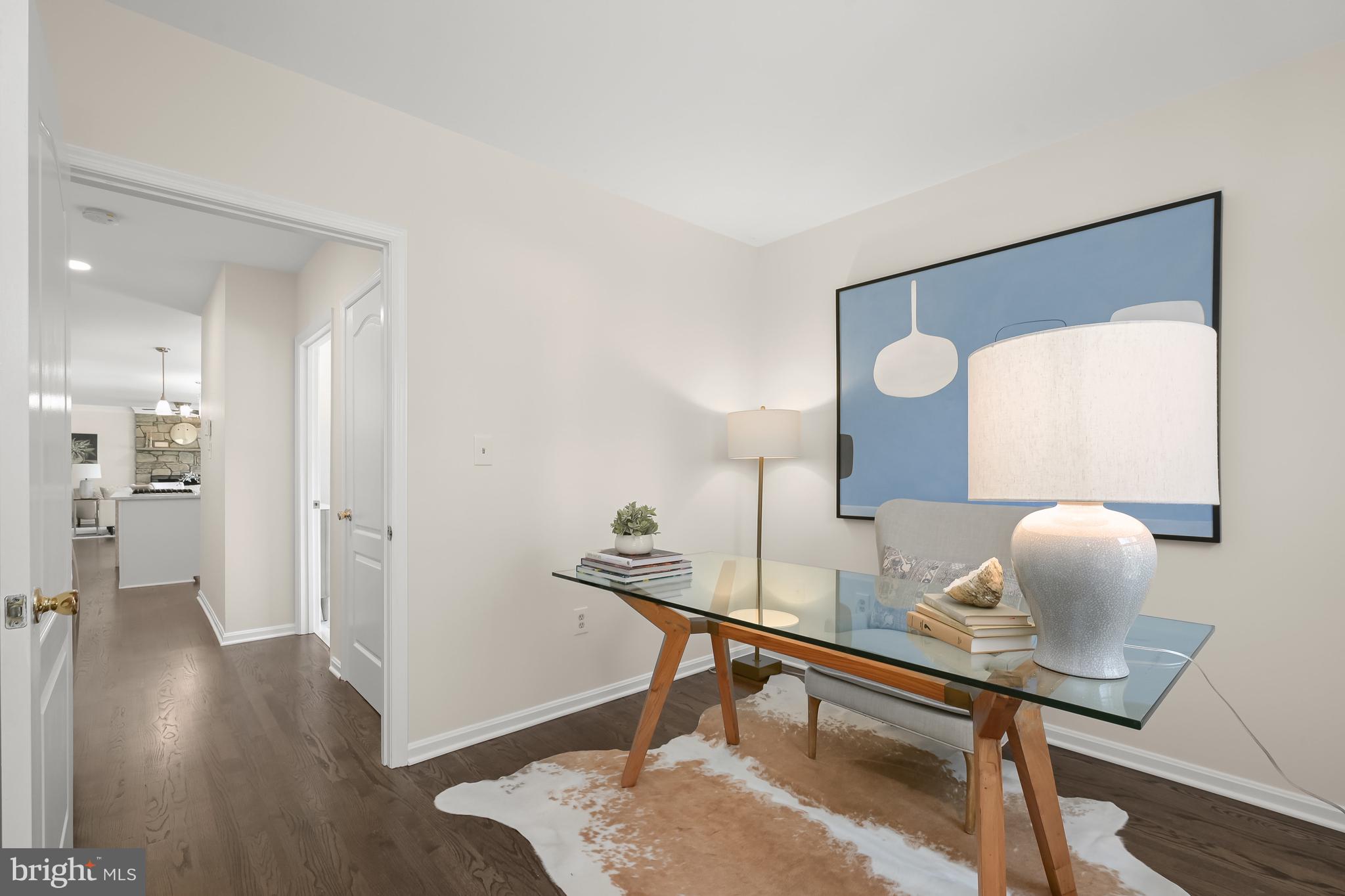 LAYTONSVILLE KNOLLS - Residential