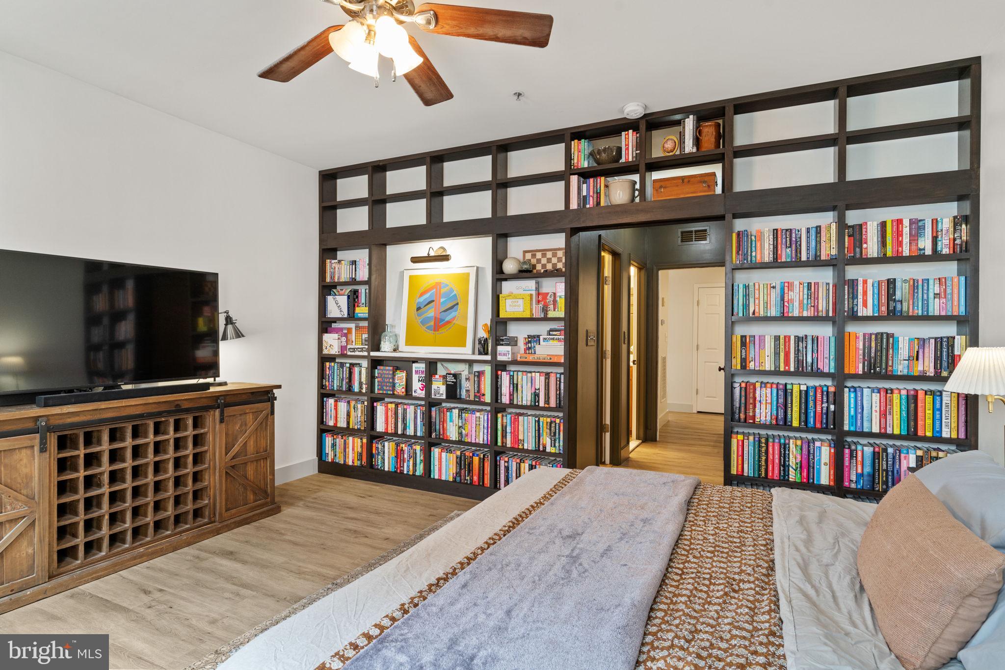 LEE'S COMMONS - Residential