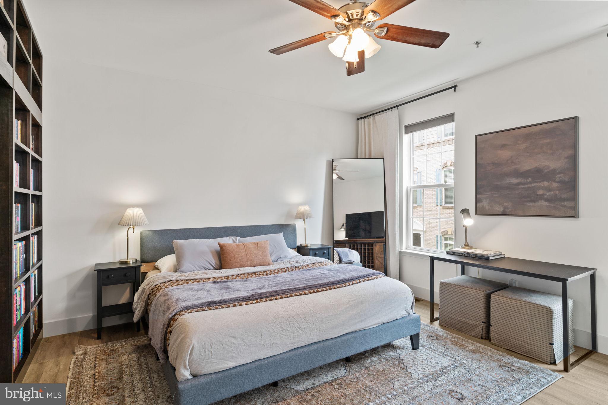 LEE'S COMMONS - Residential