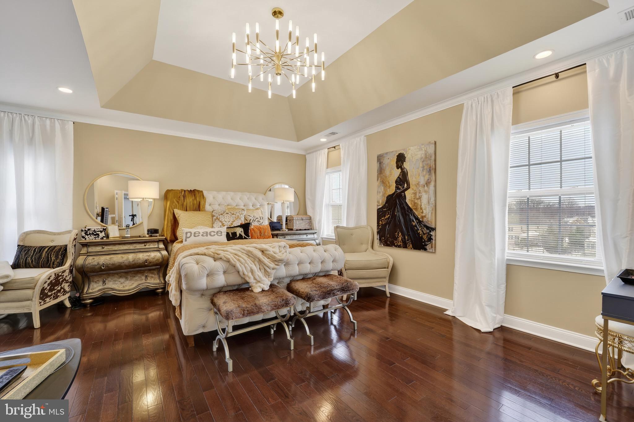 MARLBORO RIDGE HUNT - Residential