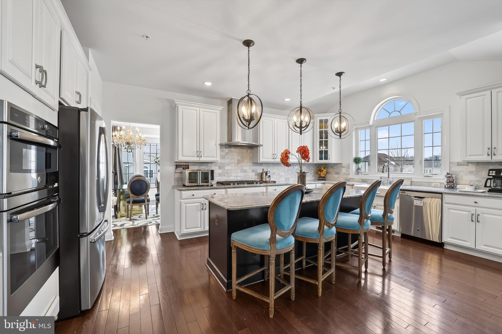 MARLBORO RIDGE HUNT - Residential