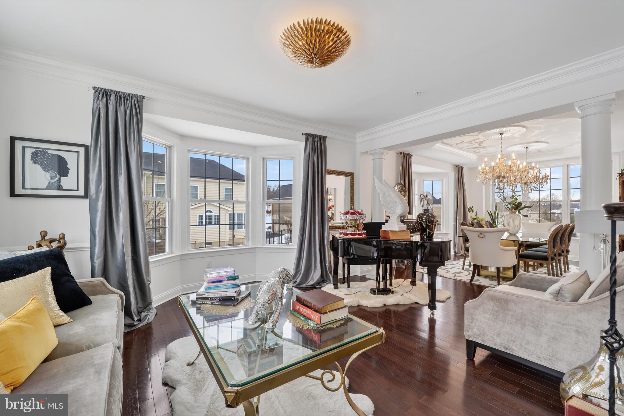 MARLBORO RIDGE HUNT - Residential