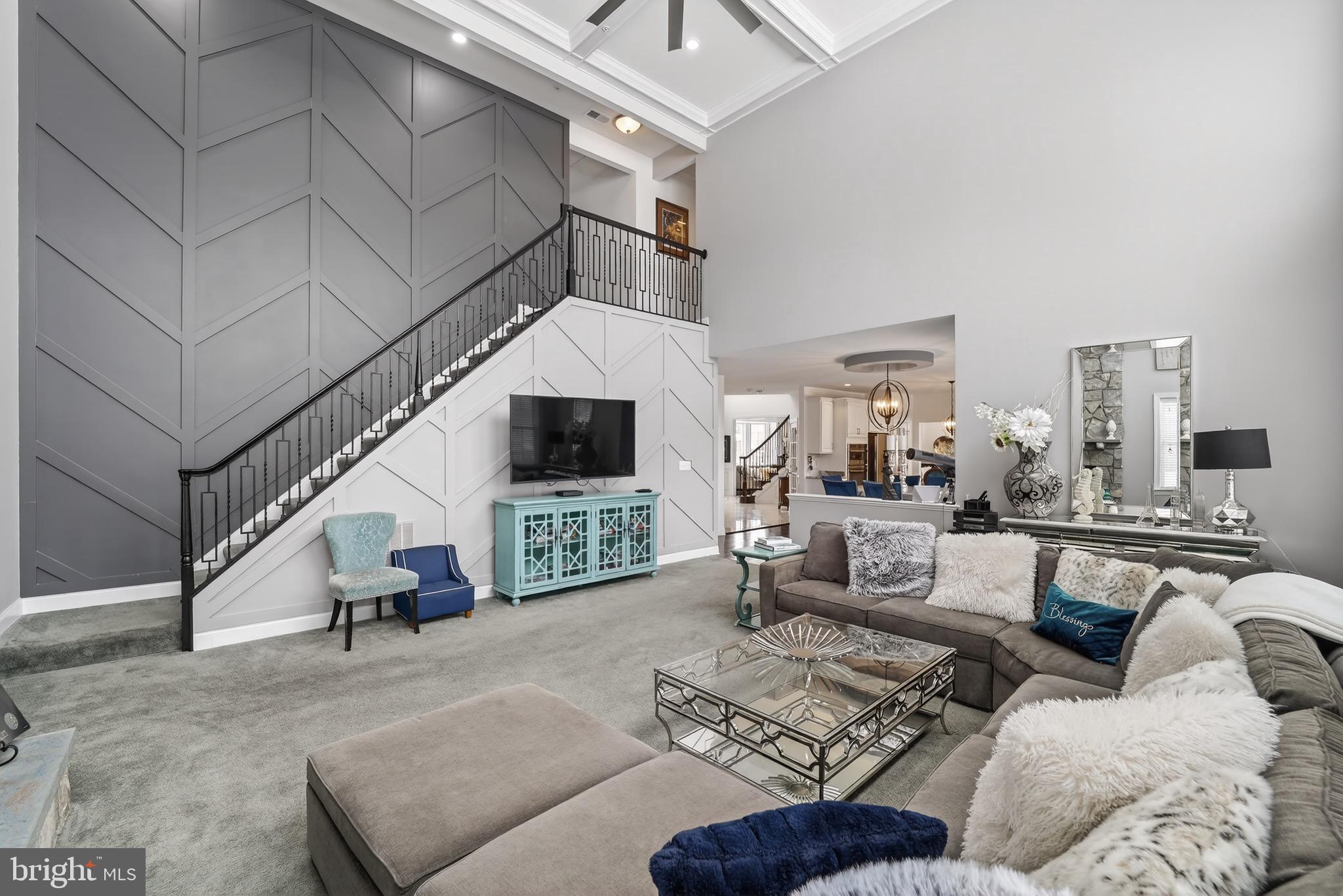 MARLBORO RIDGE HUNT - Residential