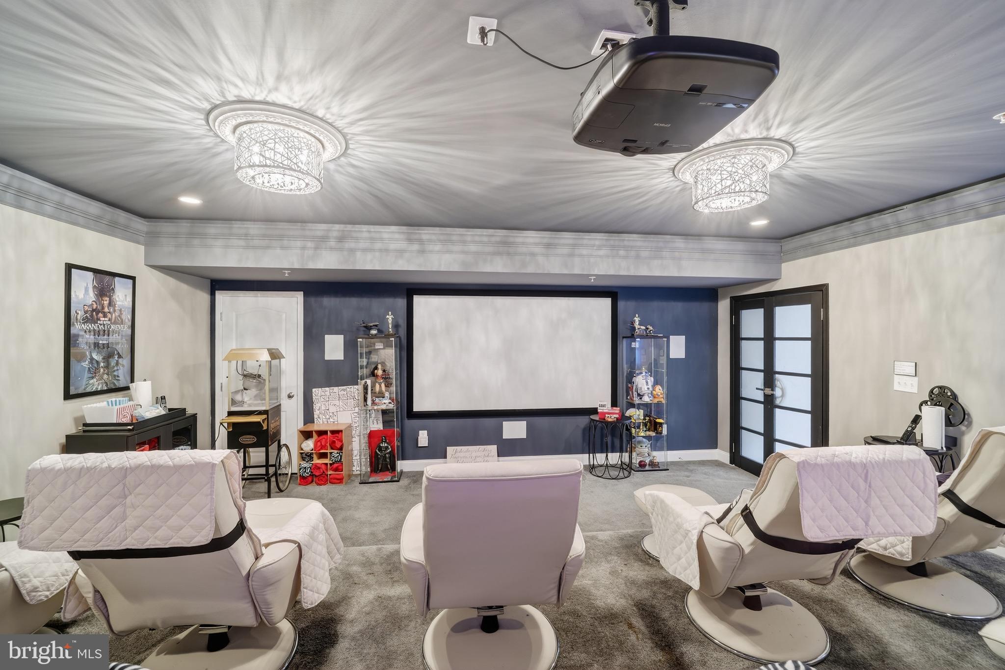 MARLBORO RIDGE HUNT - Residential