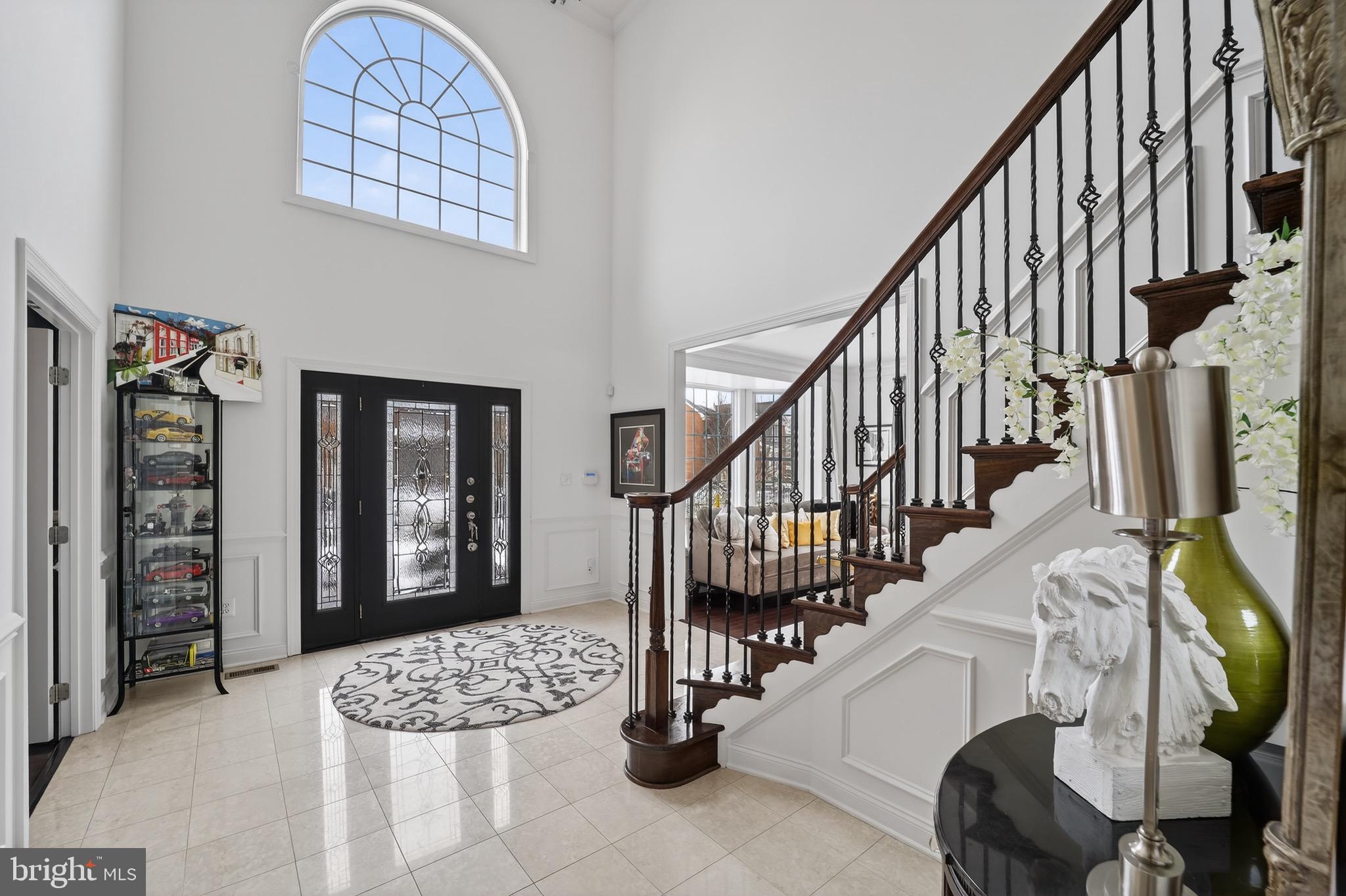 MARLBORO RIDGE HUNT - Residential