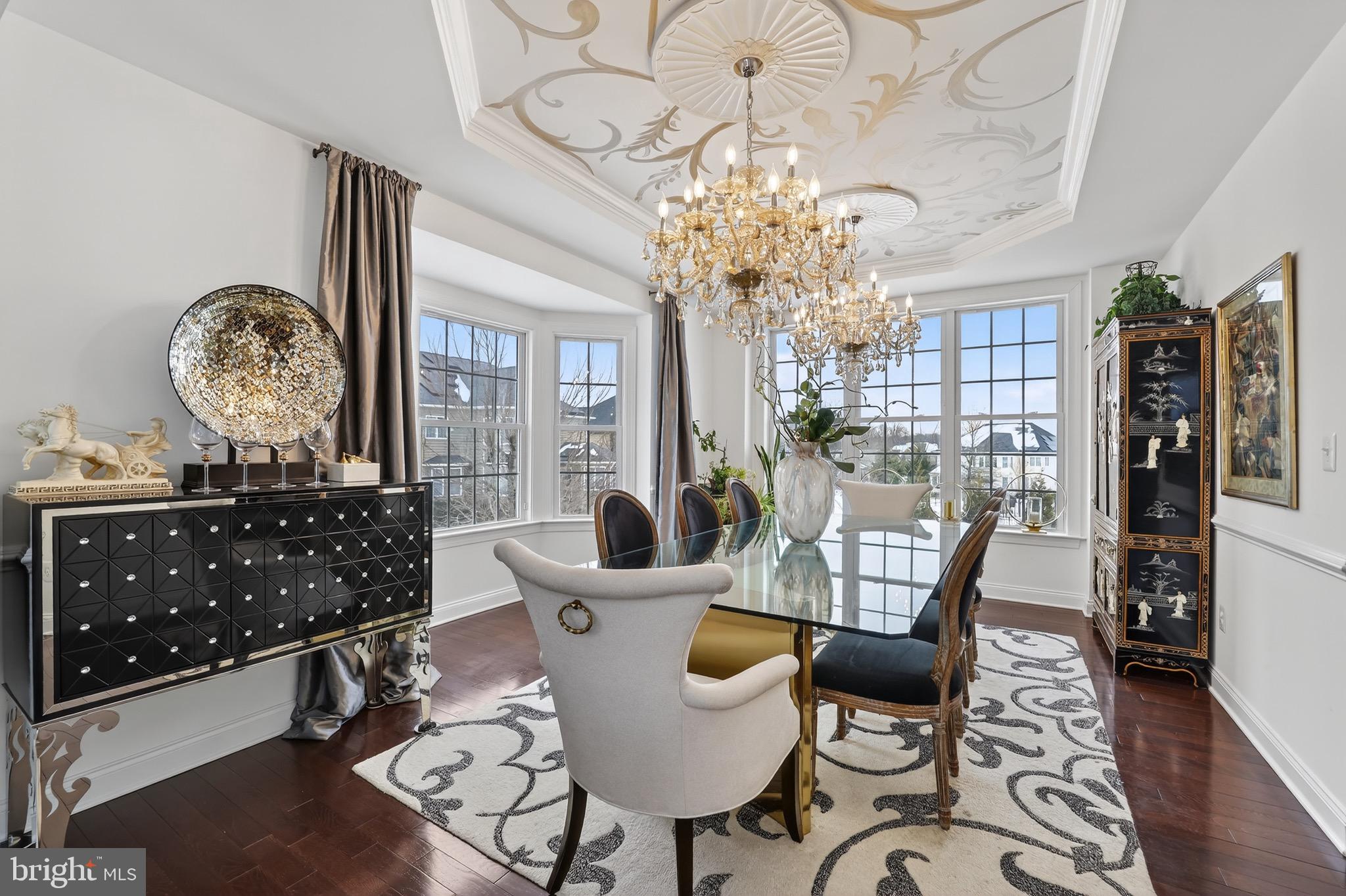 MARLBORO RIDGE HUNT - Residential