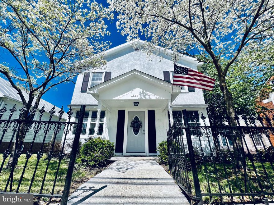 Price Adjustment, bring an Offer! Welcome to 1266 W. Washington Street, Harpers Ferry, a spectacular location steps away from HISTORIC DOWNTOWN! Originally built in 1930, this beautiful home has new age flare updated in 2022! Two owner's suites, 2 new HVAC Units, JUST paved rear driveway, new privacy fence on left rear of property, all new flooring, new kitchen appliances, fresh paint and much more! Layout of the home provides it could be divided into to two living quarters, with adding a kitchenette to rear portion. Upon walking in the front door, you'll be greeted on the right to a sunny living room open to the dining room. The granite countertop peninsula from the kitchen opens to the dining room. All first flooring, excluding bathrooms, are new luxury vinyl plank. The kitchen features brand new LG black stainless steel appliances, french door refrigerator with water/ice dispenser, electric top stove, built in microwave, and dishwasher. The oversized one bowl sink is a countertop under mount with a retractable goose neck faucet with a pass through view to the family room. The waist height drawers are brand new Kraft-maid, and the cabinets have pull out drawers for easy access. Spice rack drawer and a cooking sheet cabinet frame the stove.  The kitchen extends with ample room for additional cabinetry, hutch, or breakfast nook.  The huge family room has a charming wood stove, and so much space for creativity. In the family room, you'll find a side entrance door with a walk path to the rear parking. Centrally located, the half bath and laundry are located directly off the family room. The first floor owner's suite features a walk in closet and luxurious spa like bathroom. The first floor owner's bathroom has a tile shower with rain head, additional shower head, seat, and glass doors. Also, a double bowl granite top soft close cabinet vanity and freestanding tub with a removable shower head. Heading upstairs, you'll find the second owner's suite directly to the right. The second owner's bathroom features tile flooring, a brand new cabinet vanity, and a shower tub combo with a rain head. Around the hall railing, you'll find the 3rd full bathroom to service the 3rd and 4th bedrooms with linen storage shelving, glass shower door, rain head, tile floor and a brand new vanity. With a deep city lot and a rear entrance, there's ample parking approximately 5 cars in paved driveway in addition to the front street parking. The home also has a storage shed in the back yard.  Here's your chance to own in the historical town of Harper's Ferry, steps away from delicious restaurants including the Anvil Restaurant, Vivo Spa and Salon across the street, beautiful views of the tri-river, C& O Canal trail, near the Appalachian Trail, and so many more charming finds! Perfect for primary living, AIR BNB, or commercial opportunities!

This home has been virtually staged in multiple photos.