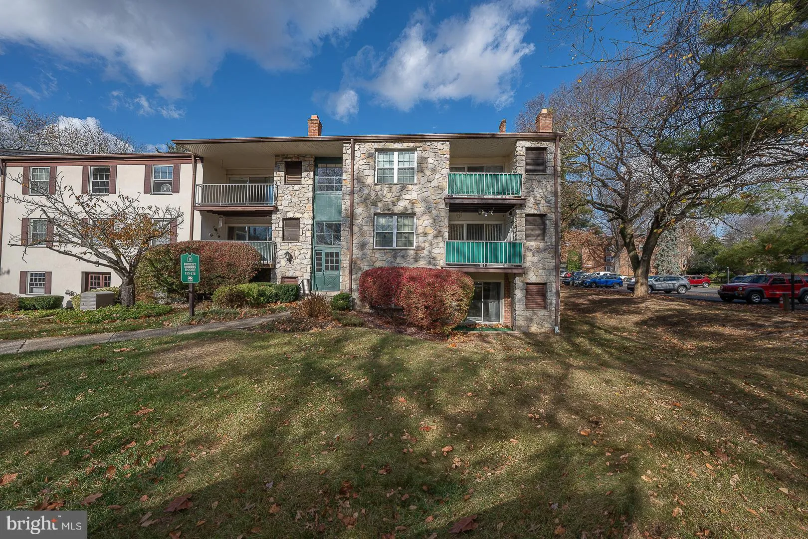 Wayne, Pennsylvania 19087, United States, 1 Bedroom Bedrooms, ,1 BathroomBathrooms,Residential,Pending,31034