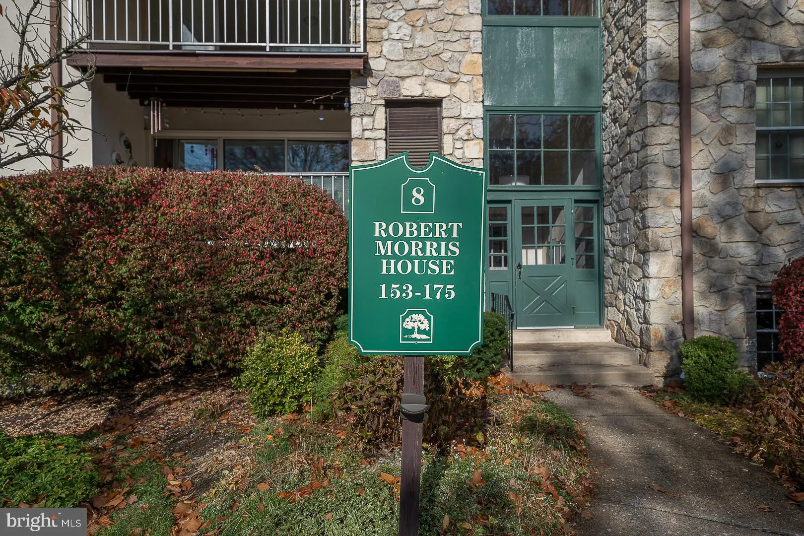 Wayne, Pennsylvania 19087, United States, 1 Bedroom Bedrooms, ,1 BathroomBathrooms,Residential,Pending,31034