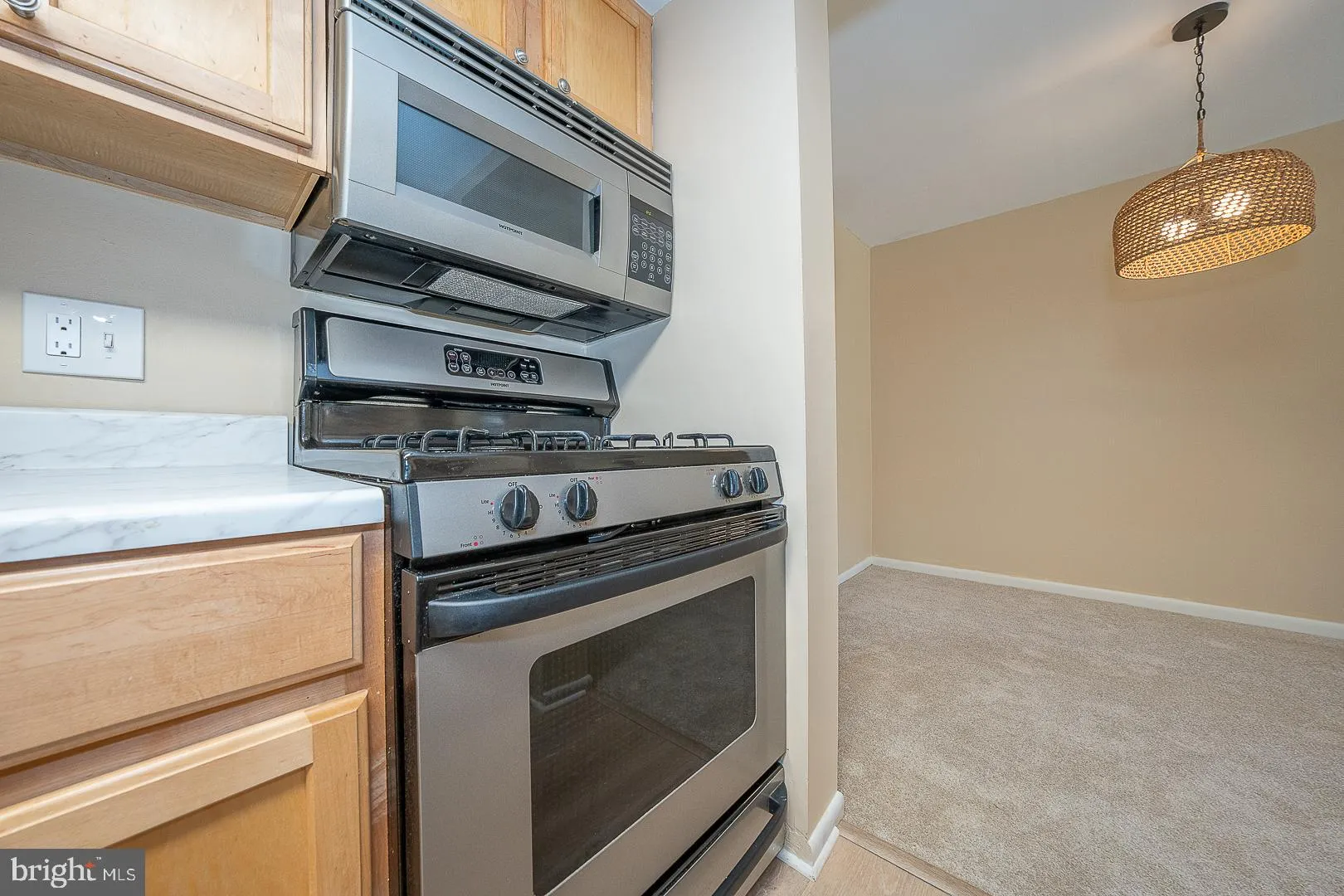 Wayne, Pennsylvania 19087, United States, 1 Bedroom Bedrooms, ,1 BathroomBathrooms,Residential,Pending,31034