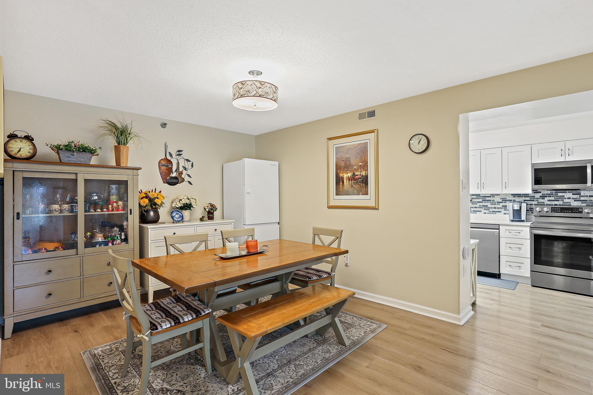 GREENS AT LEISURE WORLD - Residential