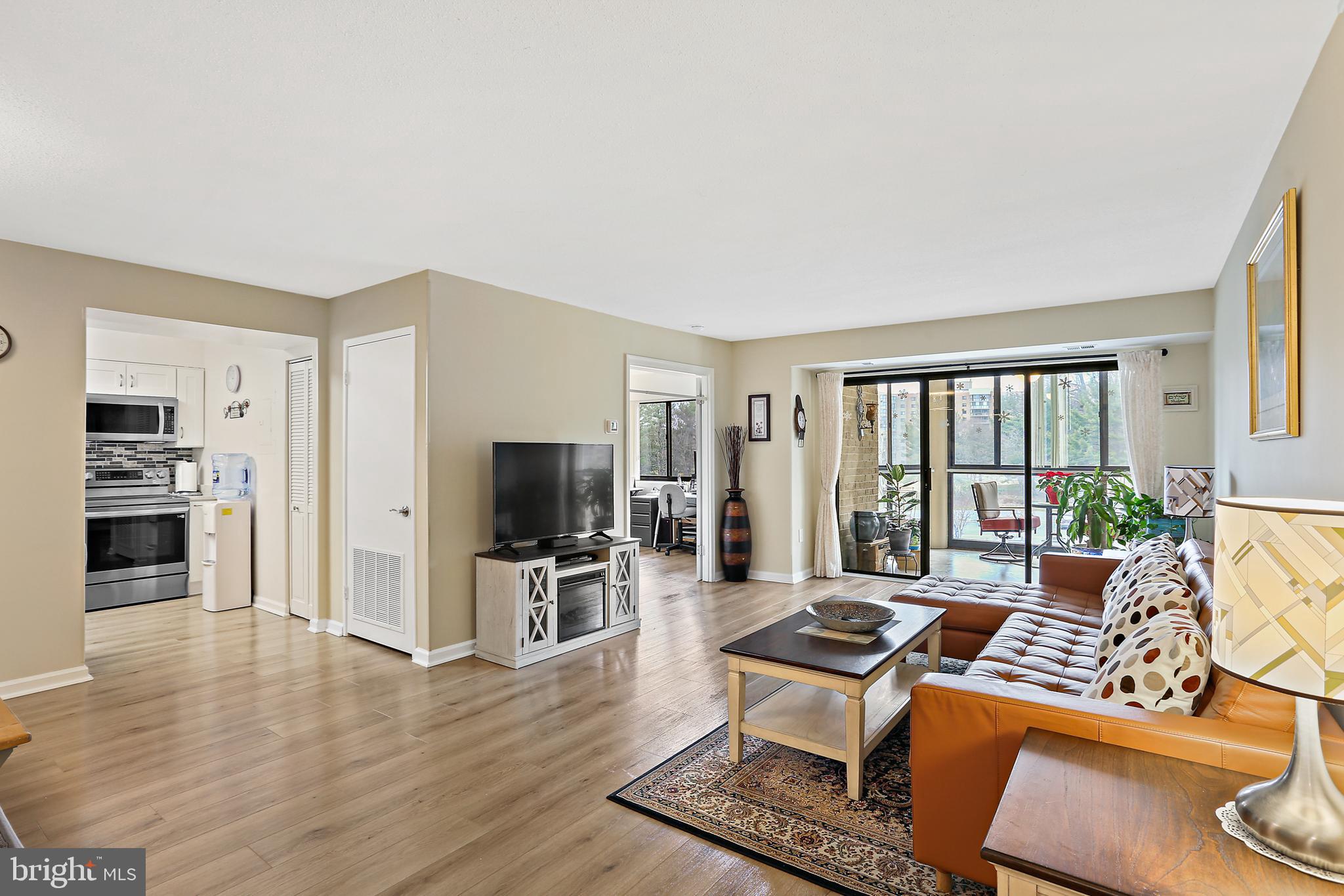 GREENS AT LEISURE WORLD - Residential