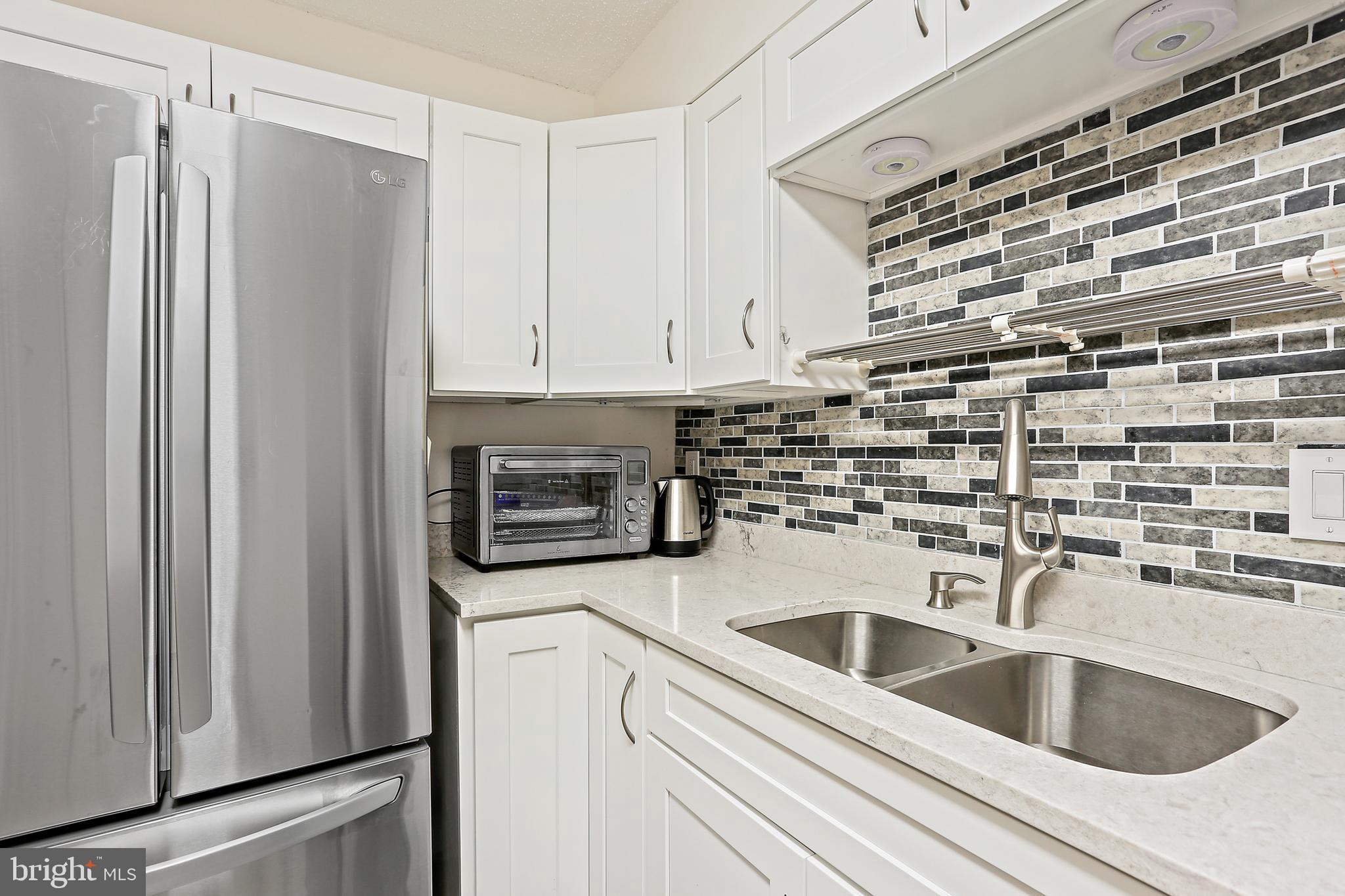 GREENS AT LEISURE WORLD - Residential