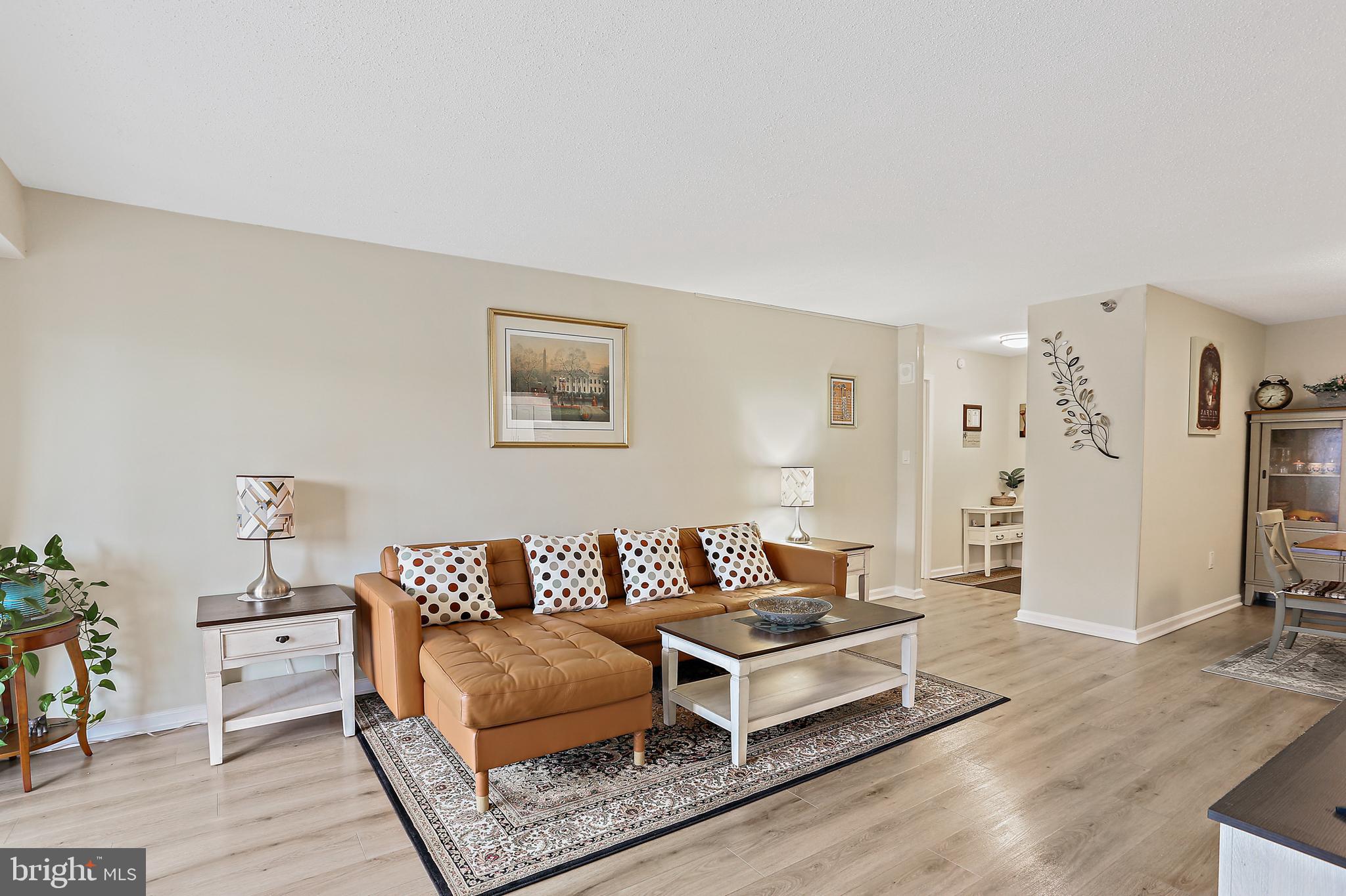 GREENS AT LEISURE WORLD - Residential