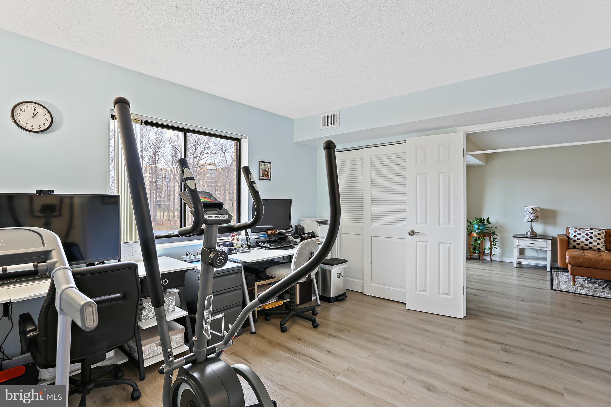 GREENS AT LEISURE WORLD - Residential