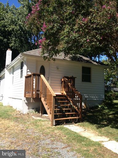 BEVERLEY BEACH - Residential Lease