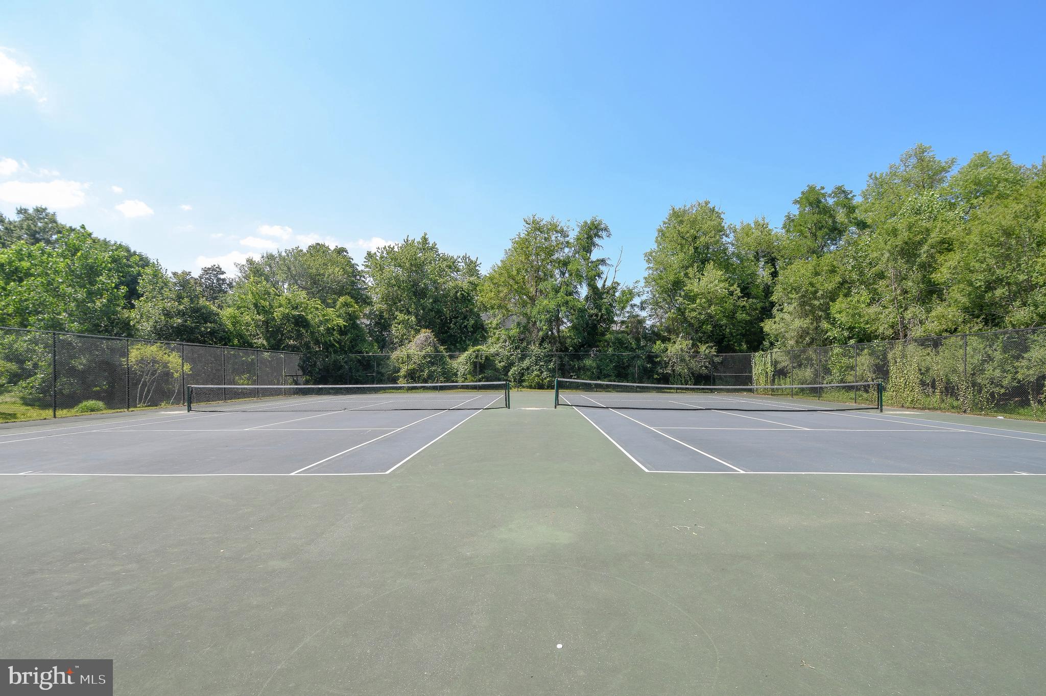 GLENVIEW - Residential