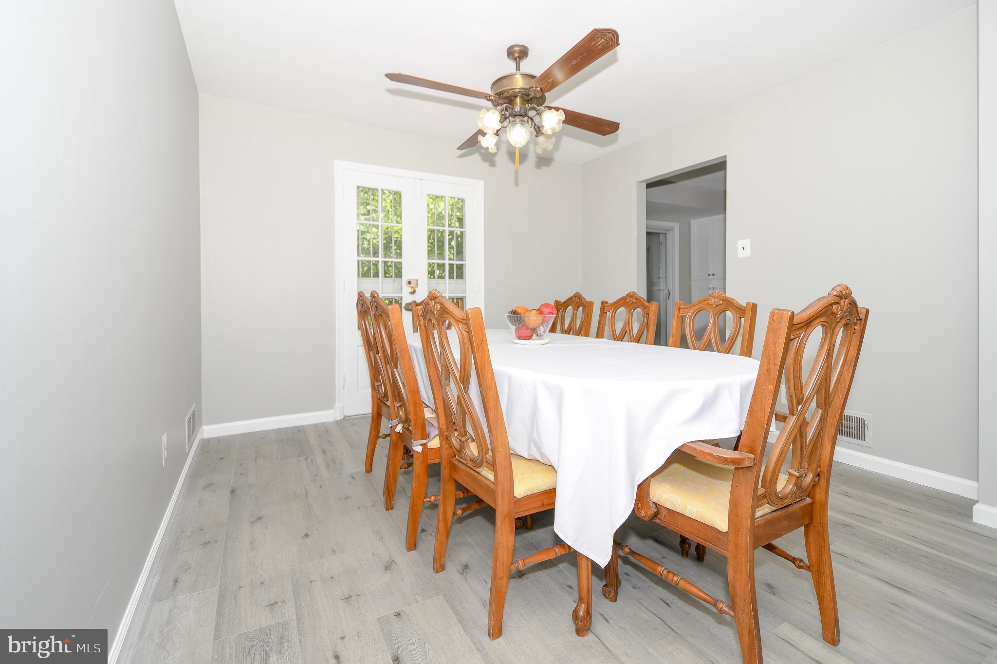 GLENVIEW - Residential