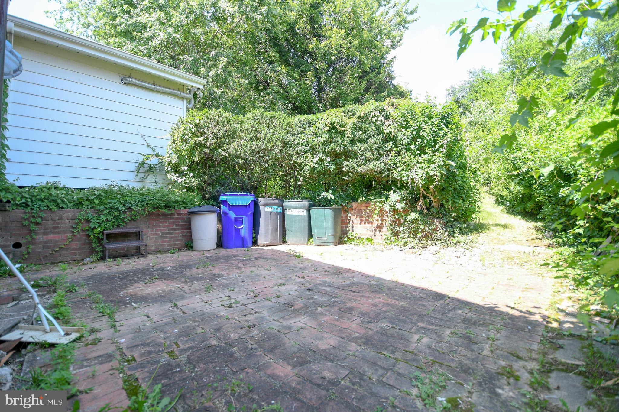 GLENVIEW - Residential