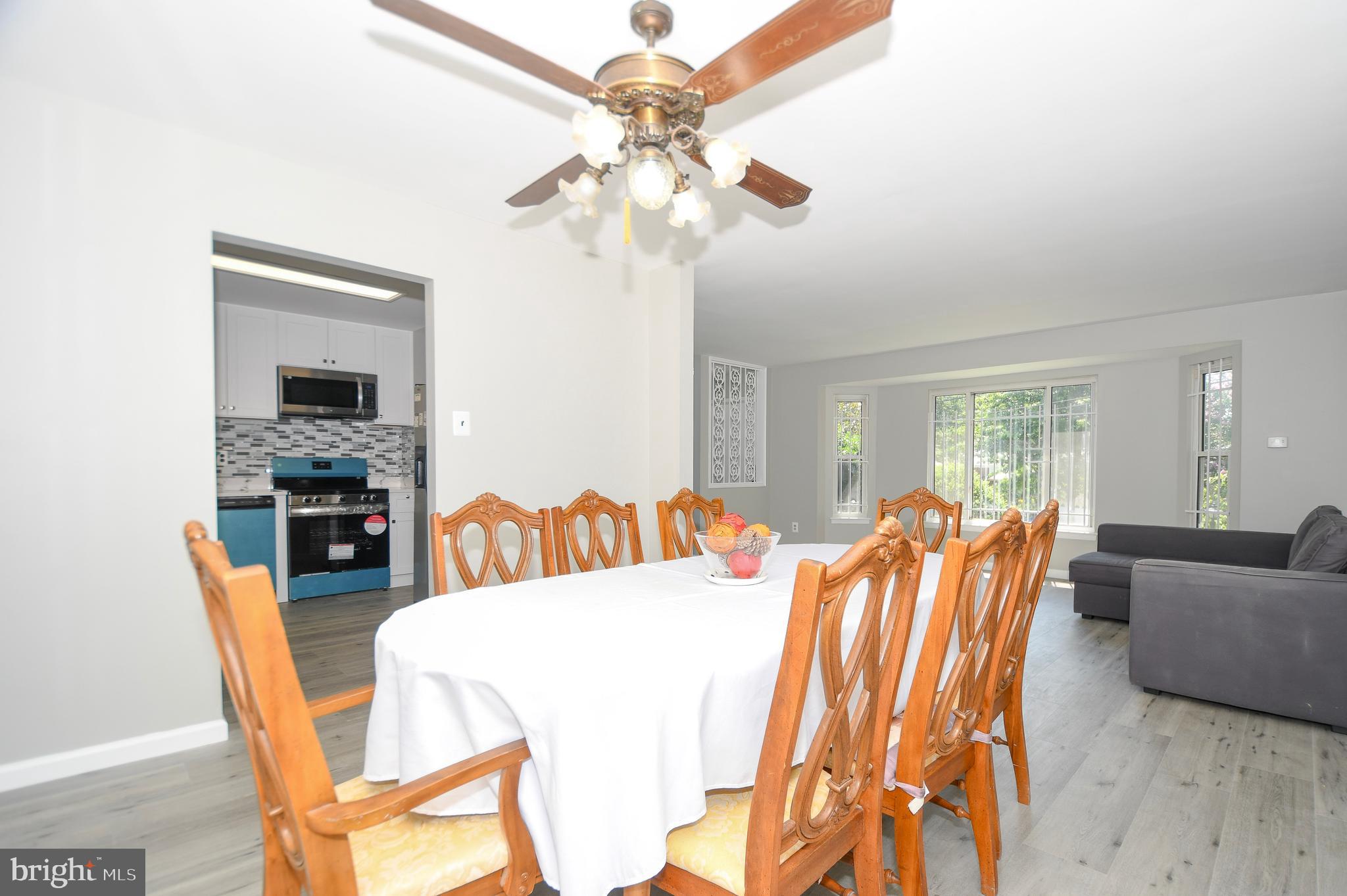 GLENVIEW - Residential