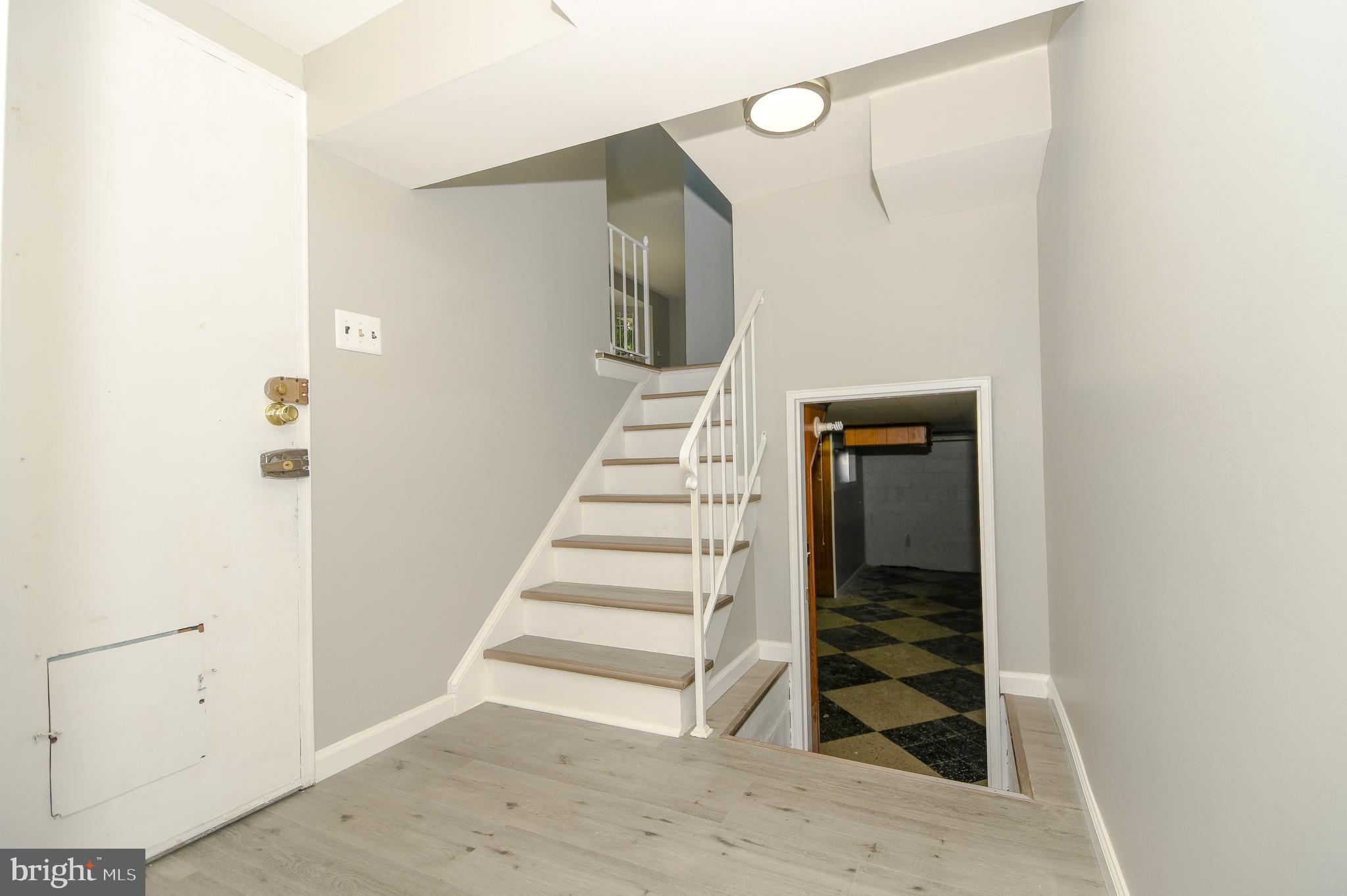 GLENVIEW - Residential