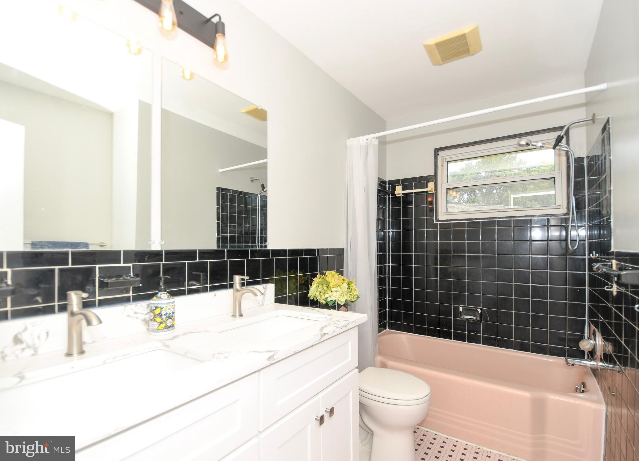 GLENVIEW - Residential
