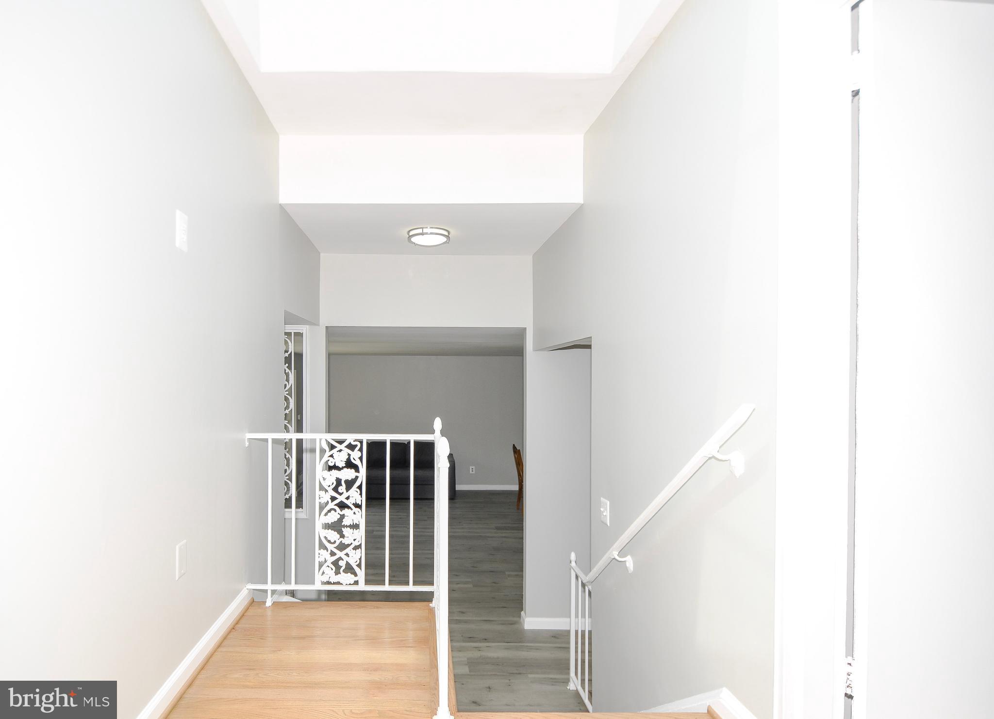 GLENVIEW - Residential
