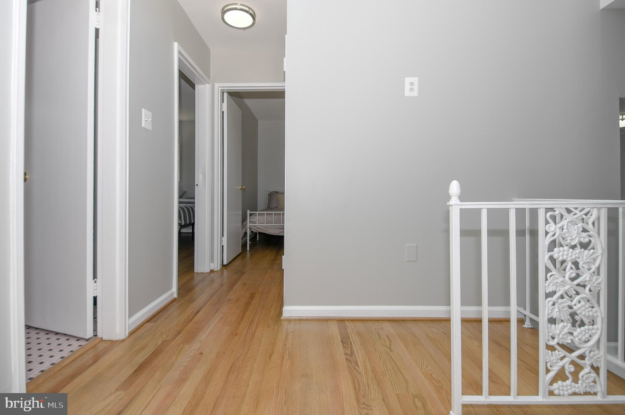 GLENVIEW - Residential