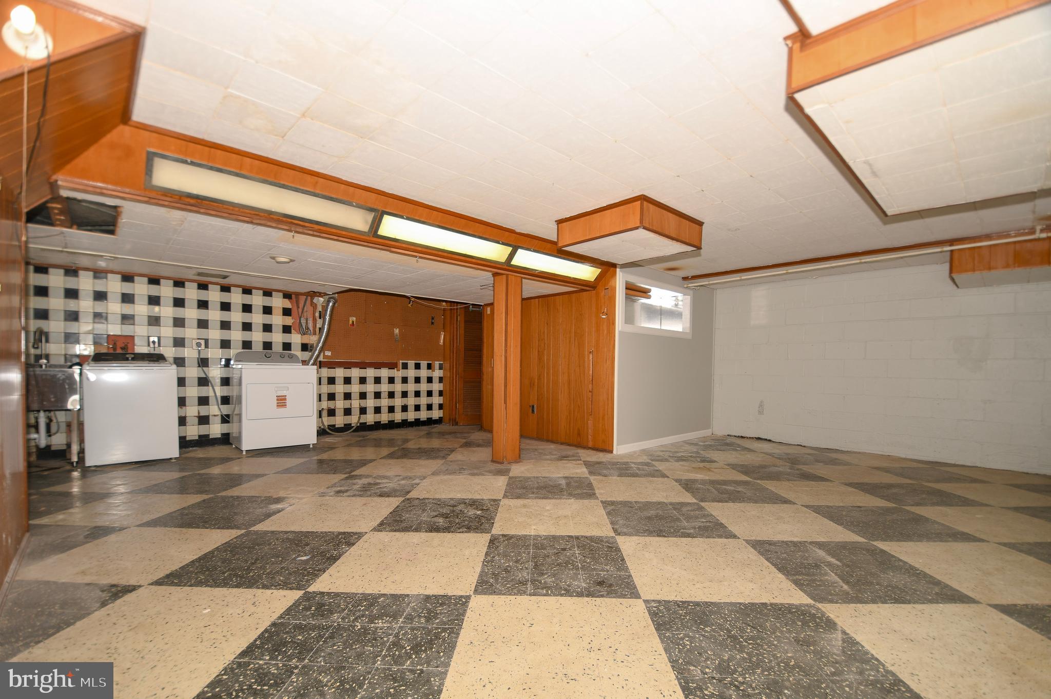 GLENVIEW - Residential