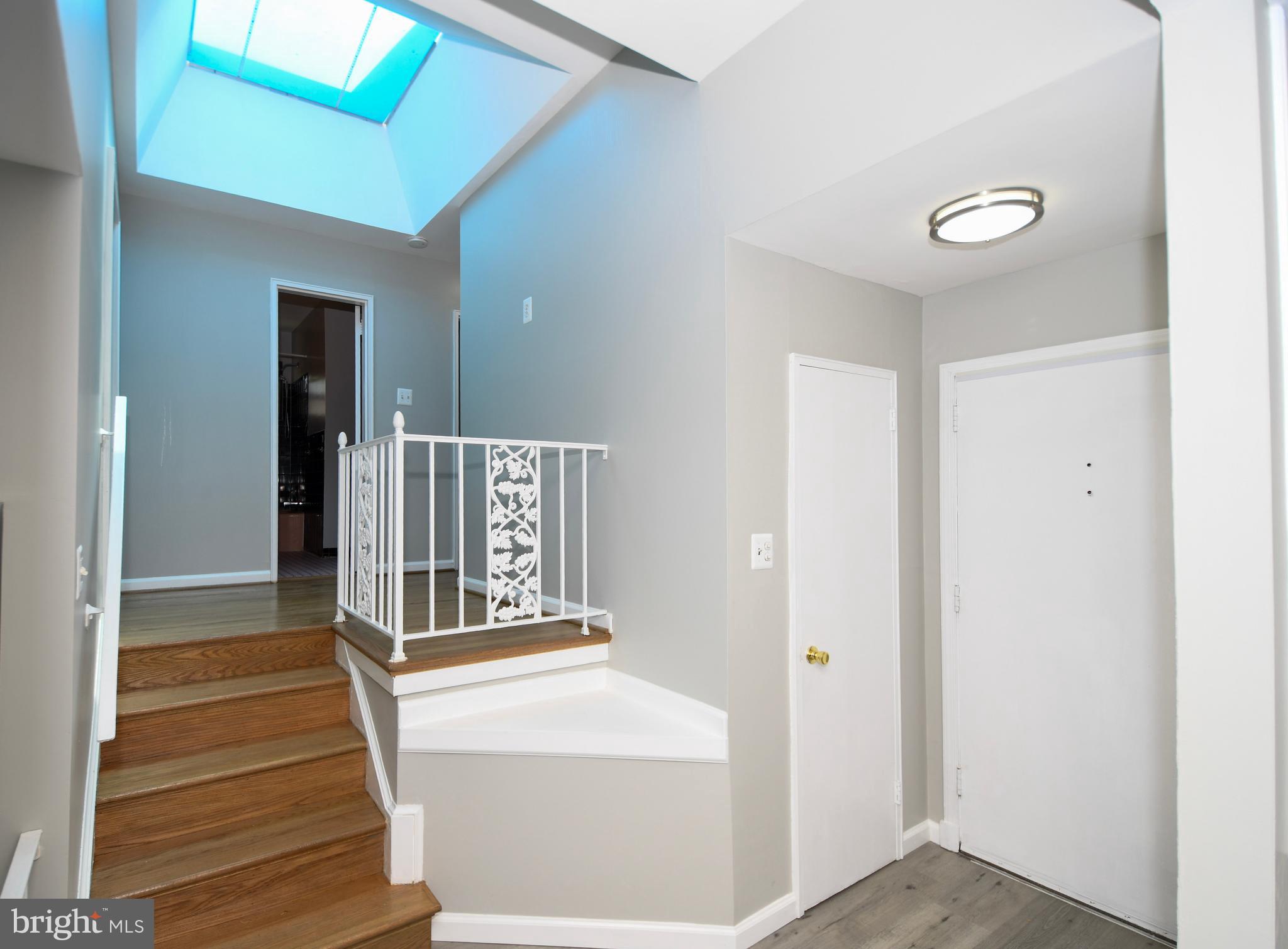 GLENVIEW - Residential