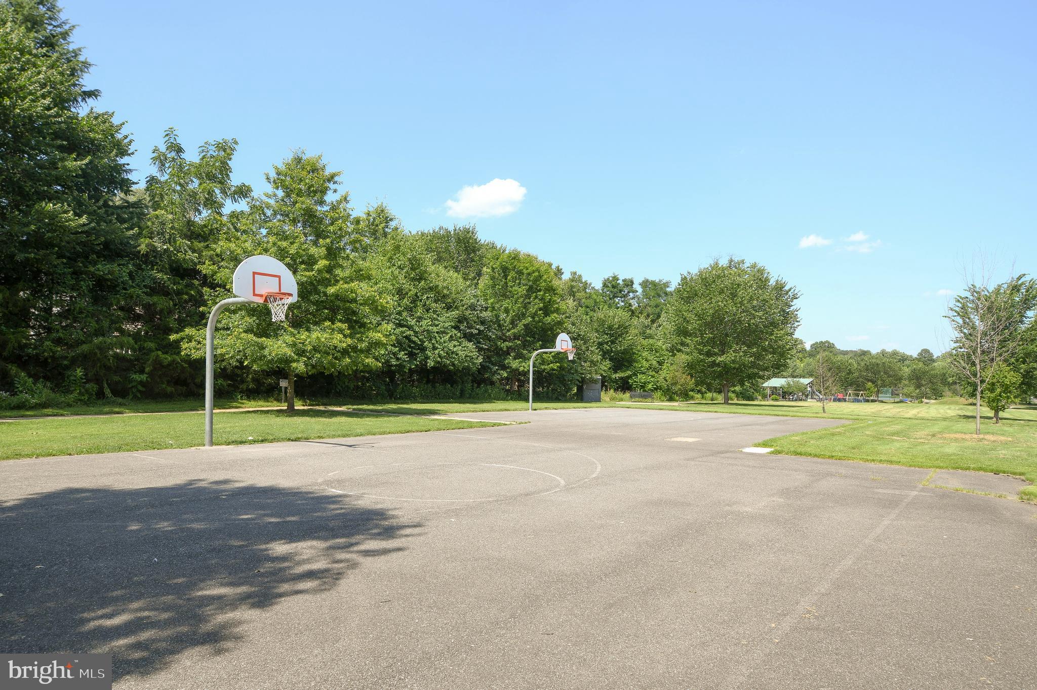 GLENVIEW - Residential