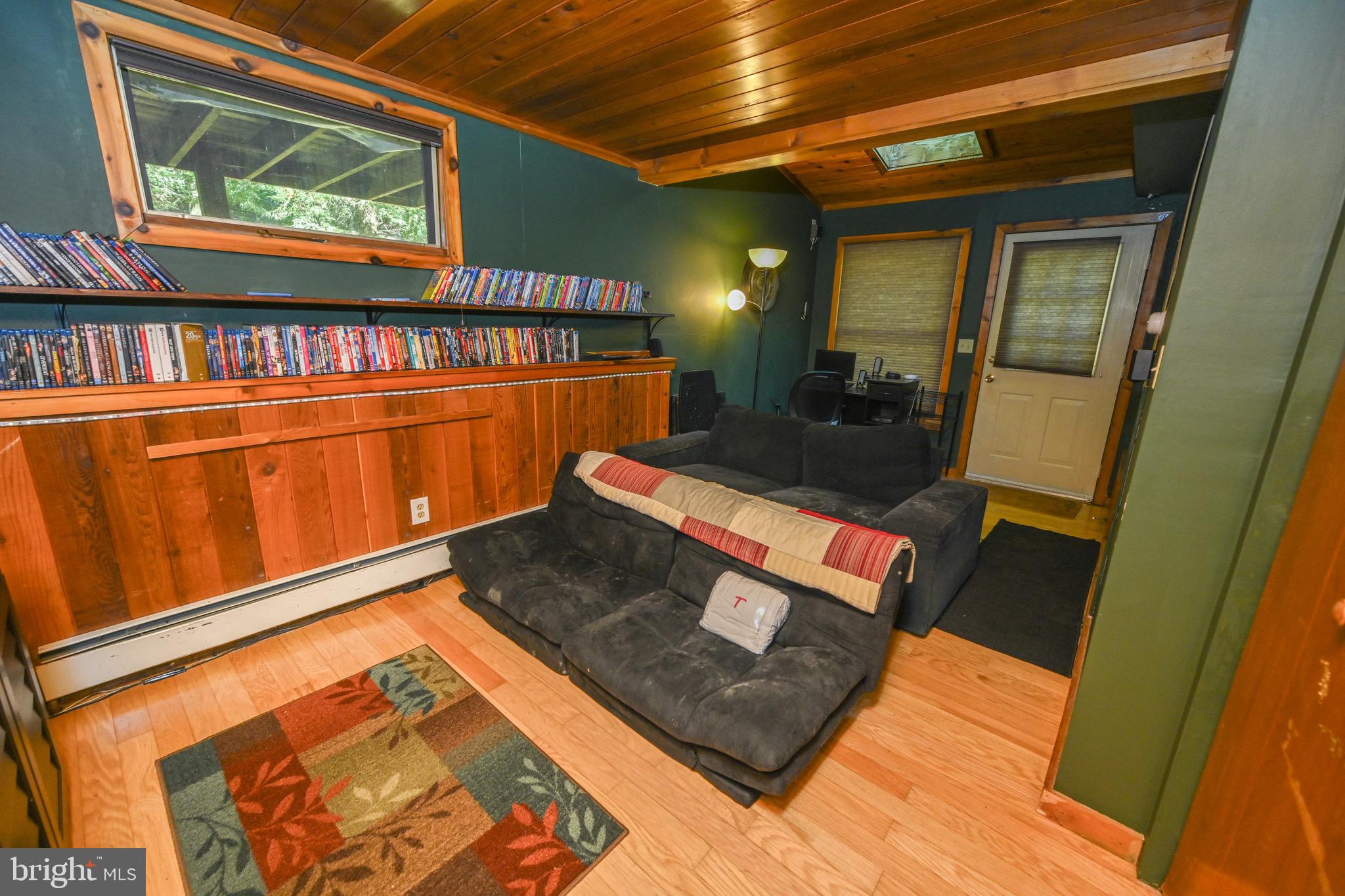 MC HENRY - Residential