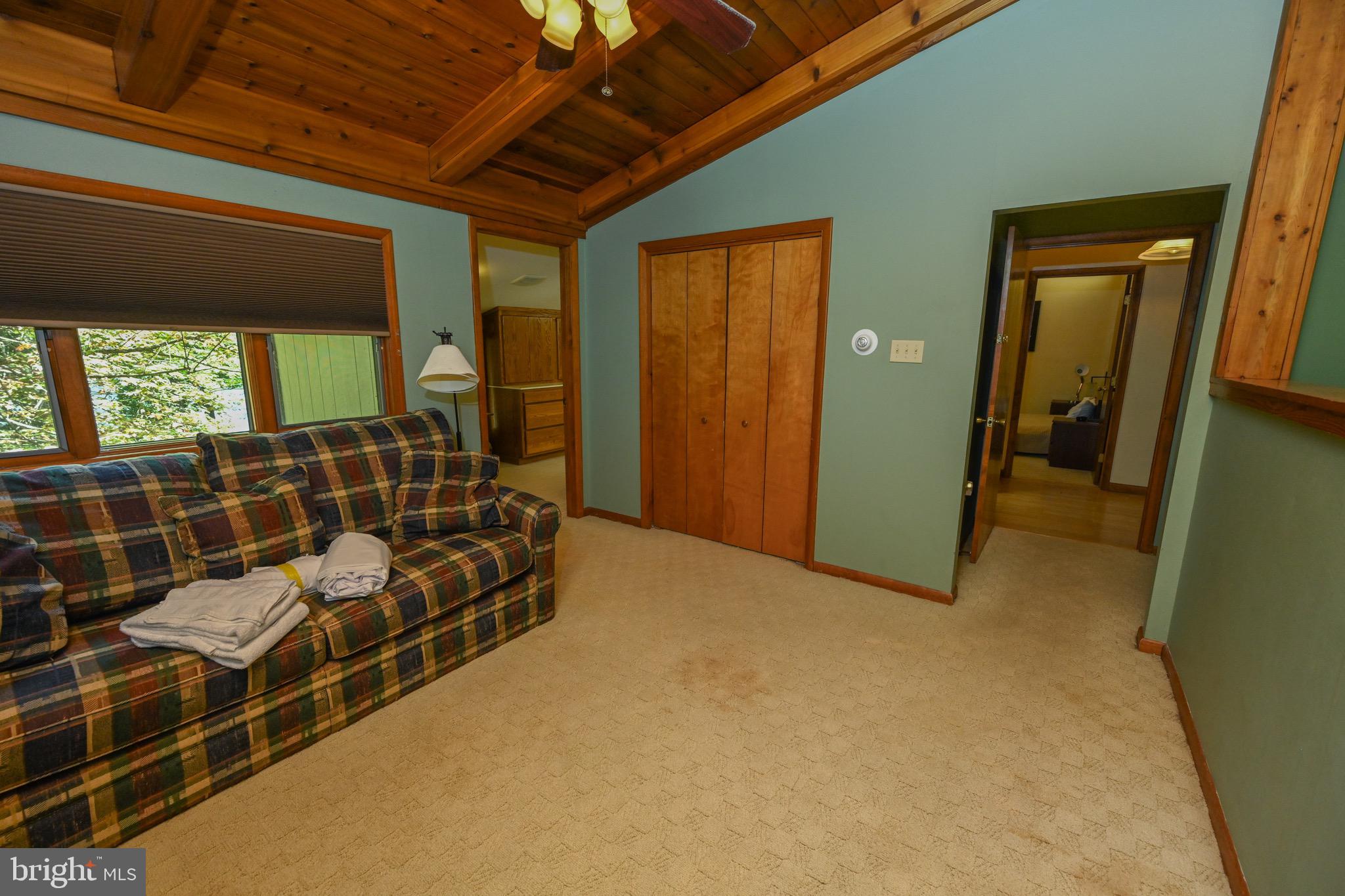 MC HENRY - Residential