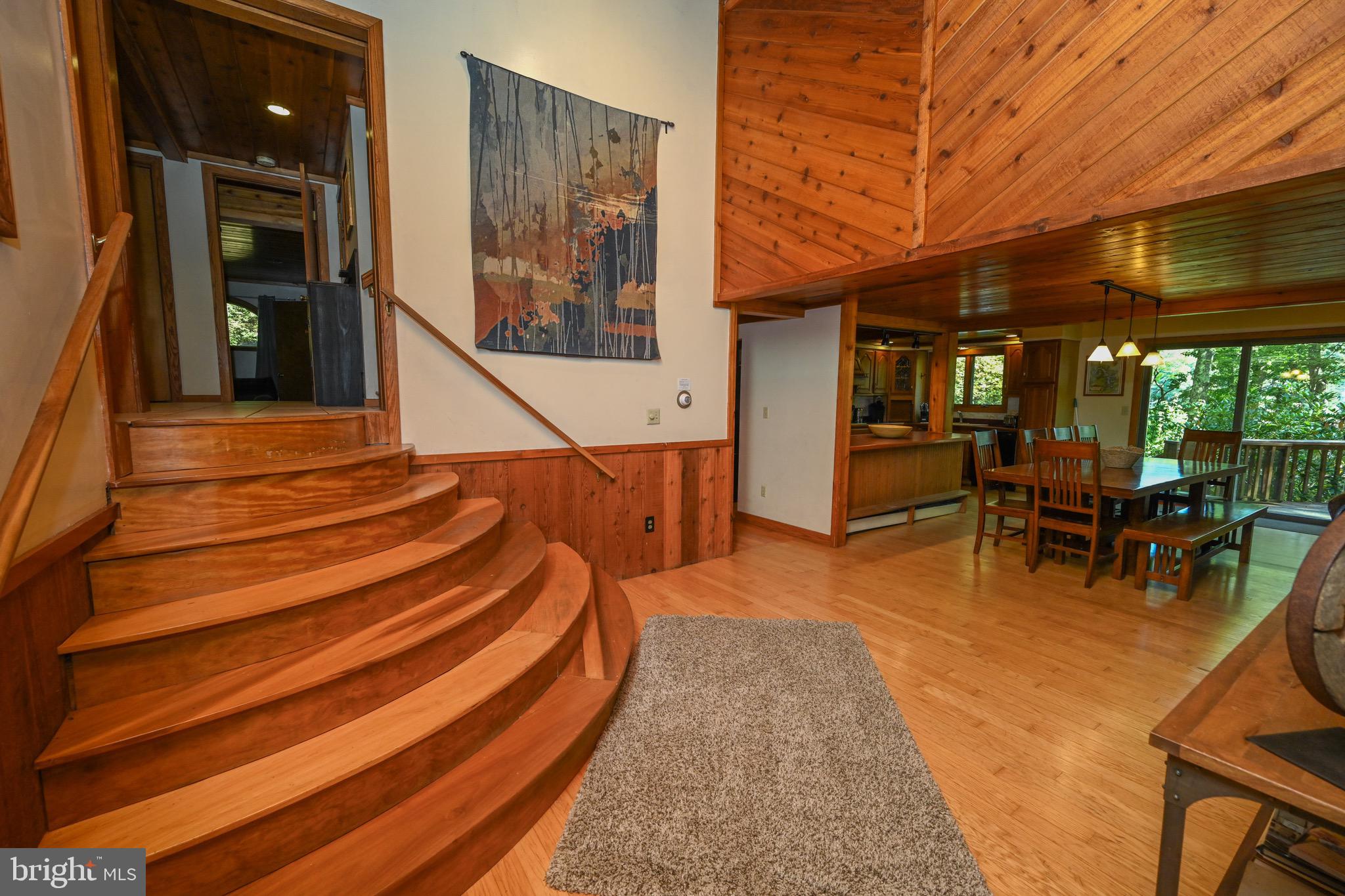 MC HENRY - Residential