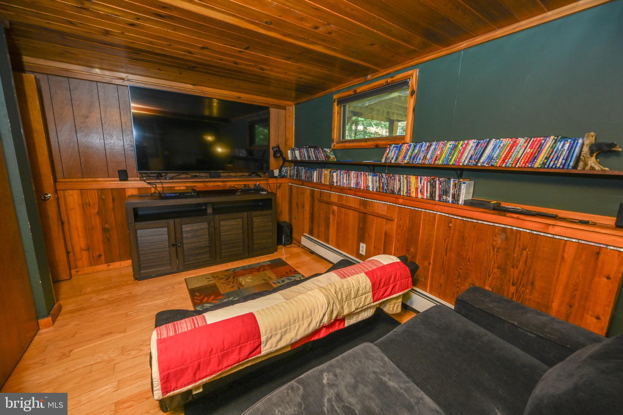 MC HENRY - Residential