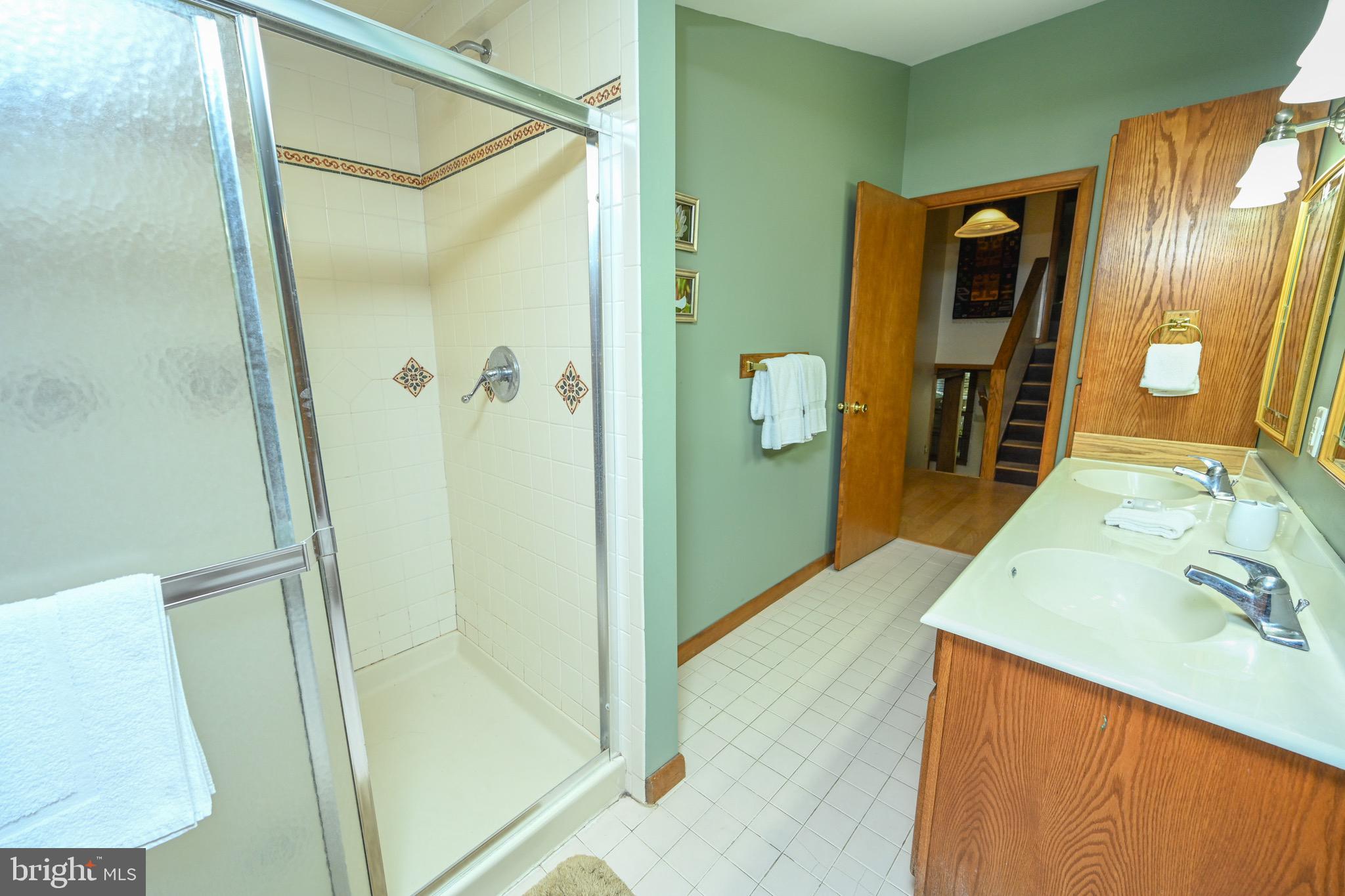 MC HENRY - Residential