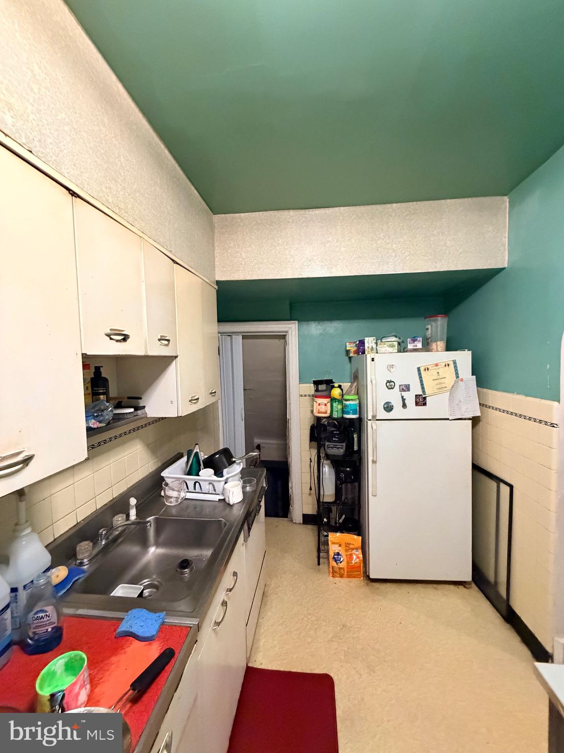 PHILADELPHIA (WEST) - Residential