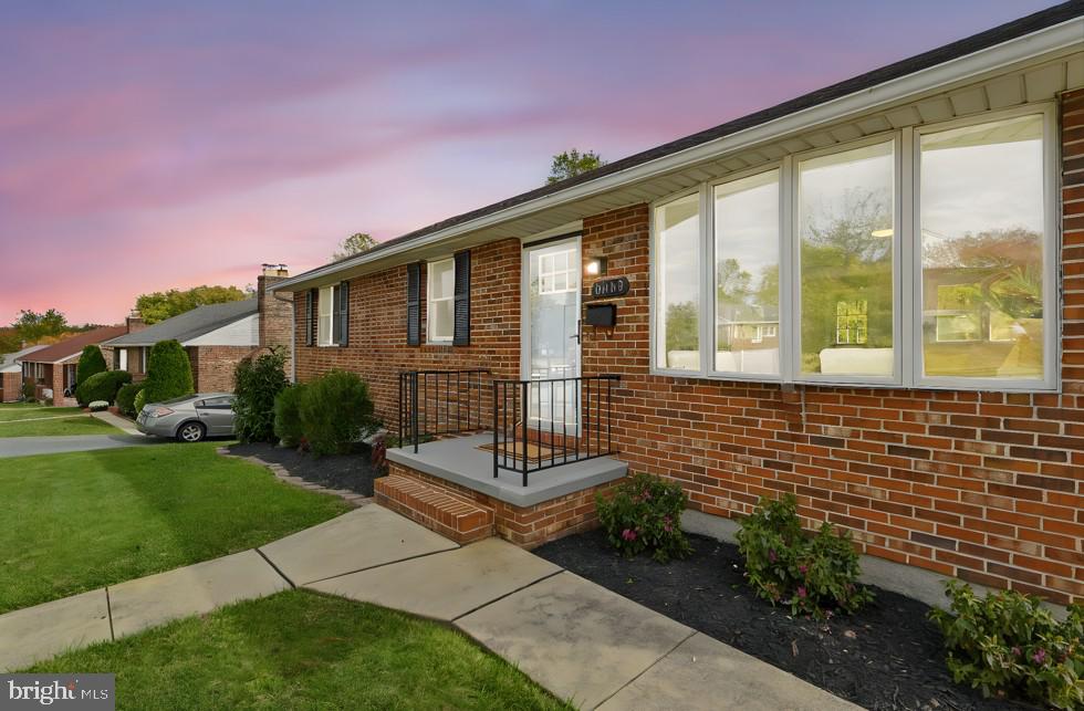 CAMELOT - Residential