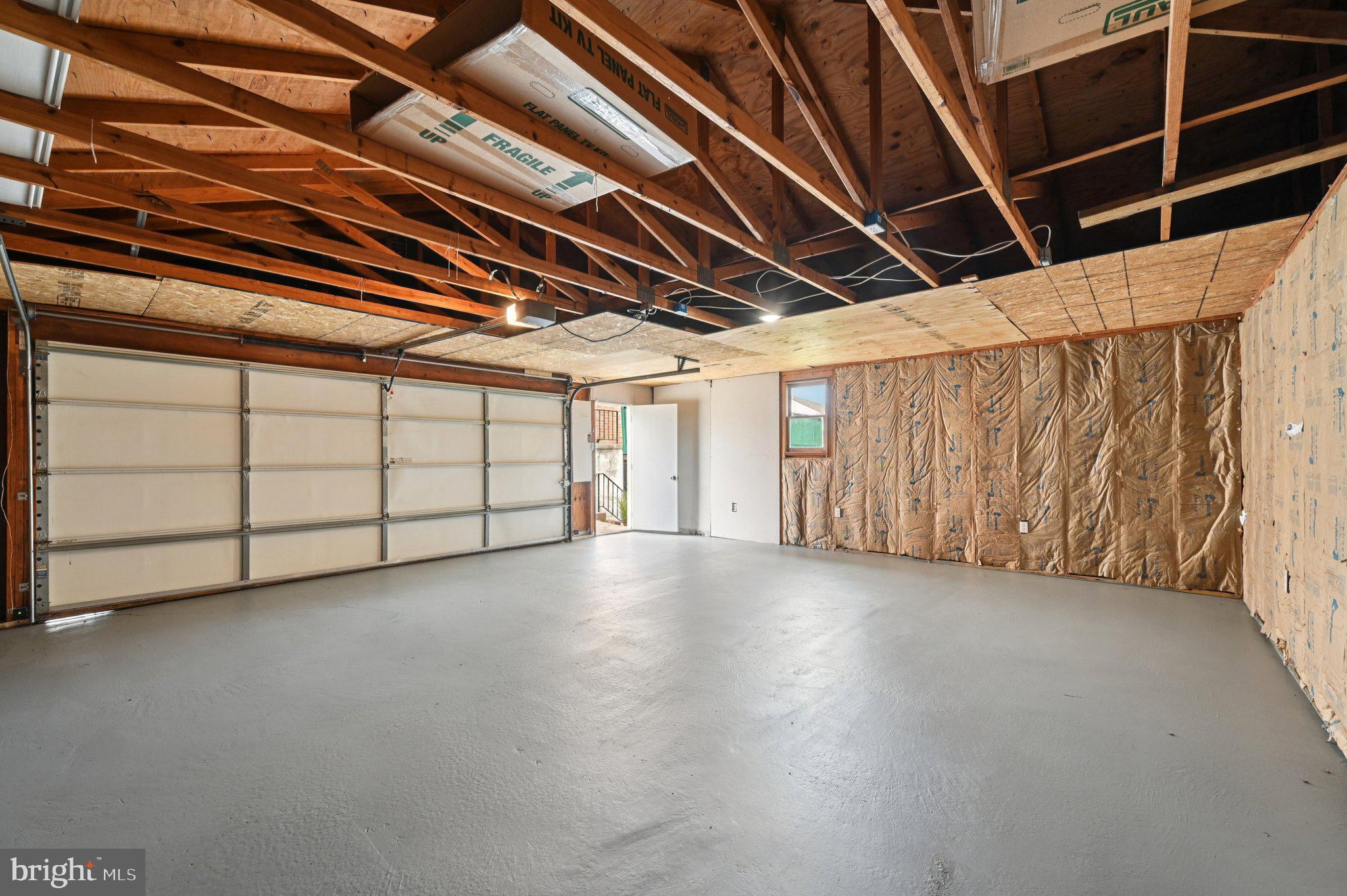 CAMELOT - Residential