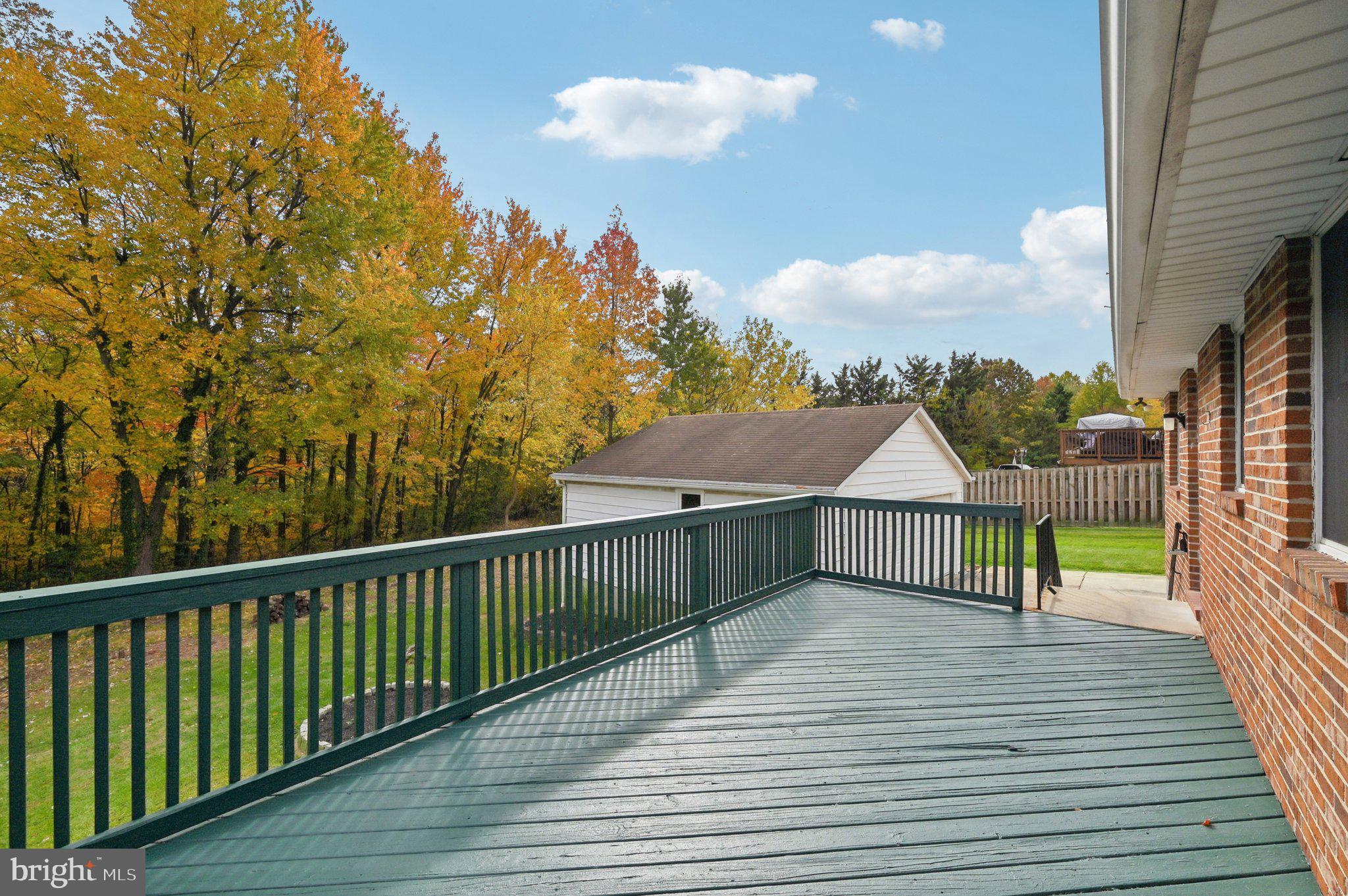 CAMELOT - Residential