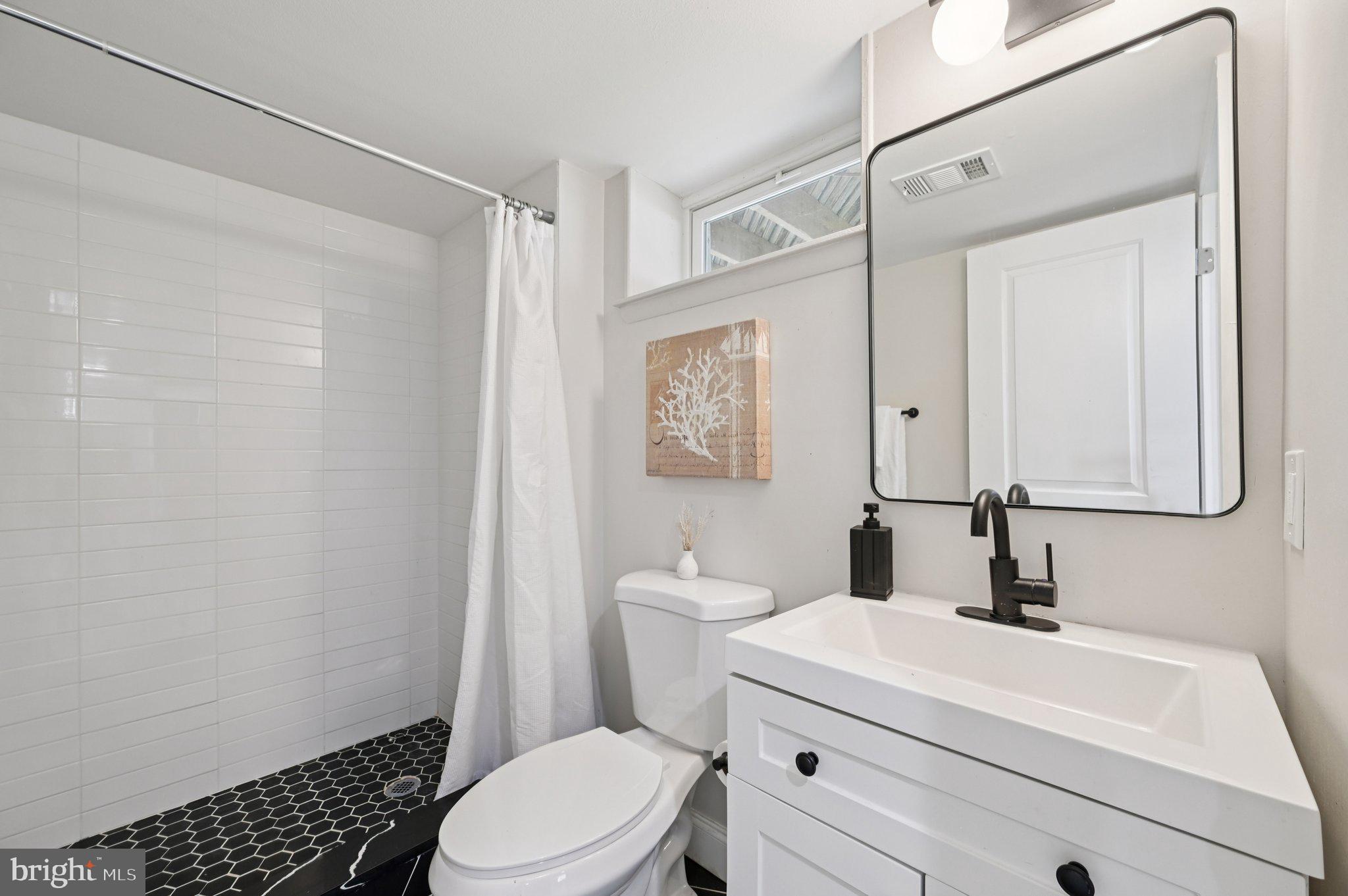 CAMELOT - Residential