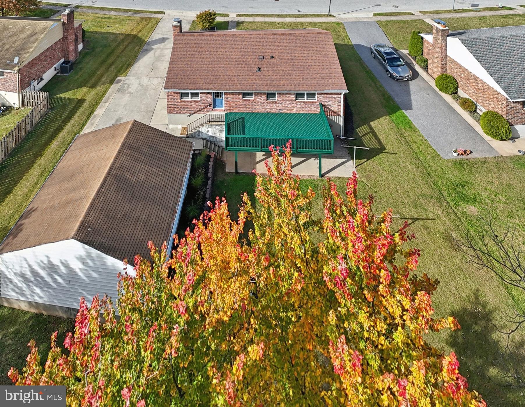 CAMELOT - Residential