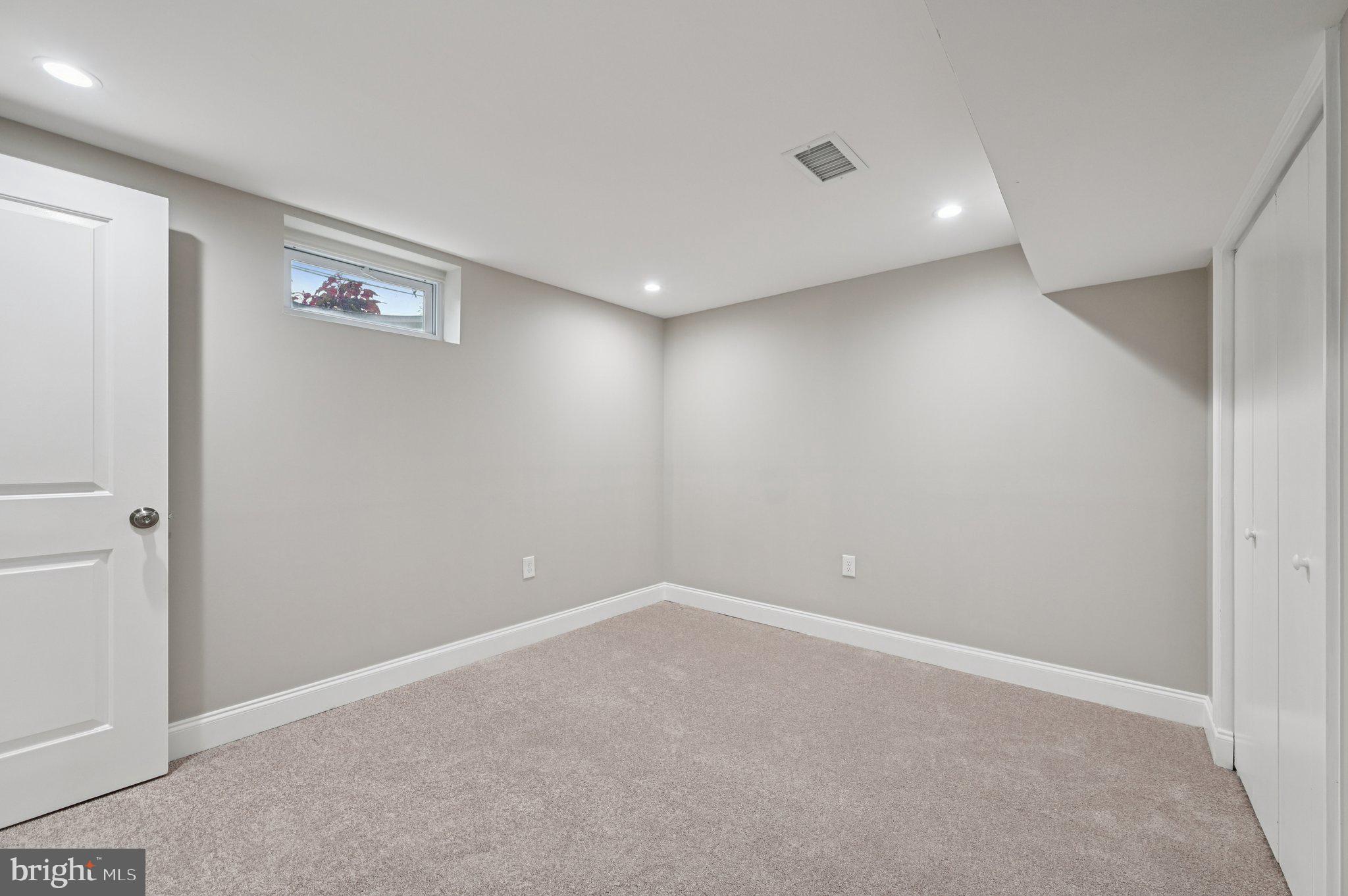 CAMELOT - Residential