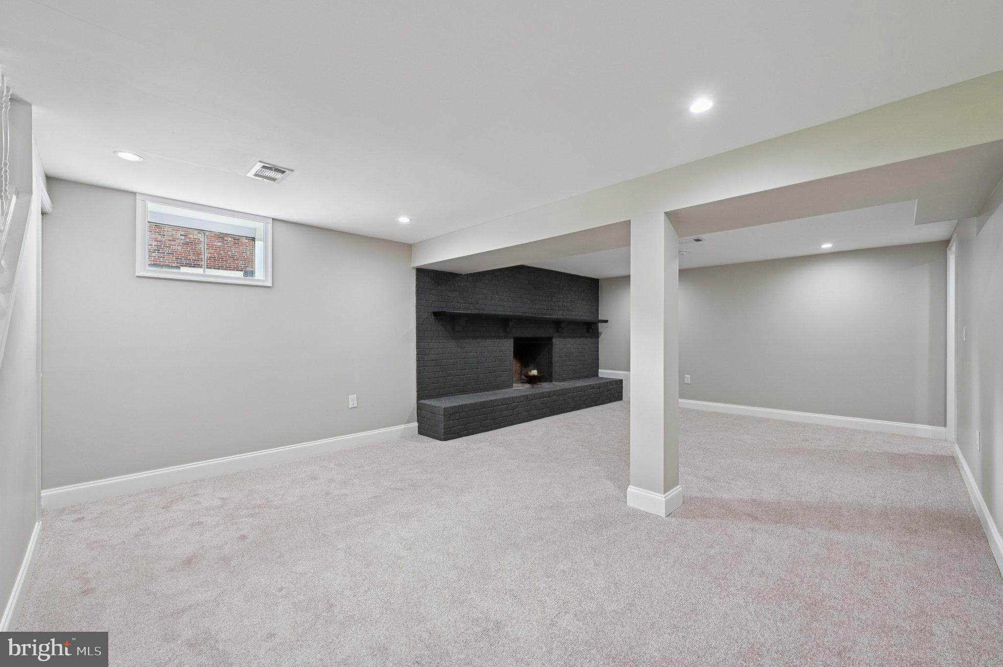 CAMELOT - Residential