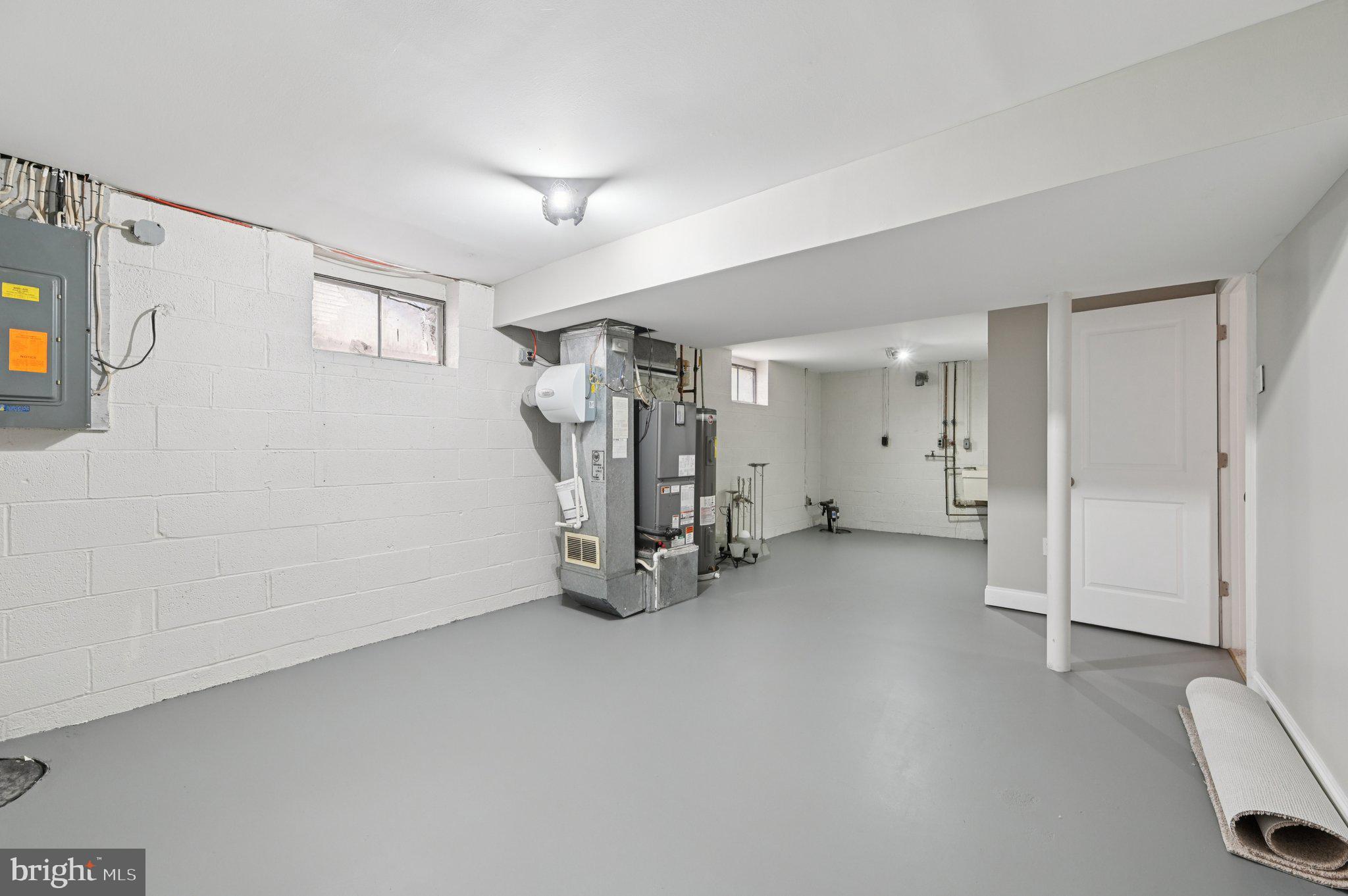 CAMELOT - Residential