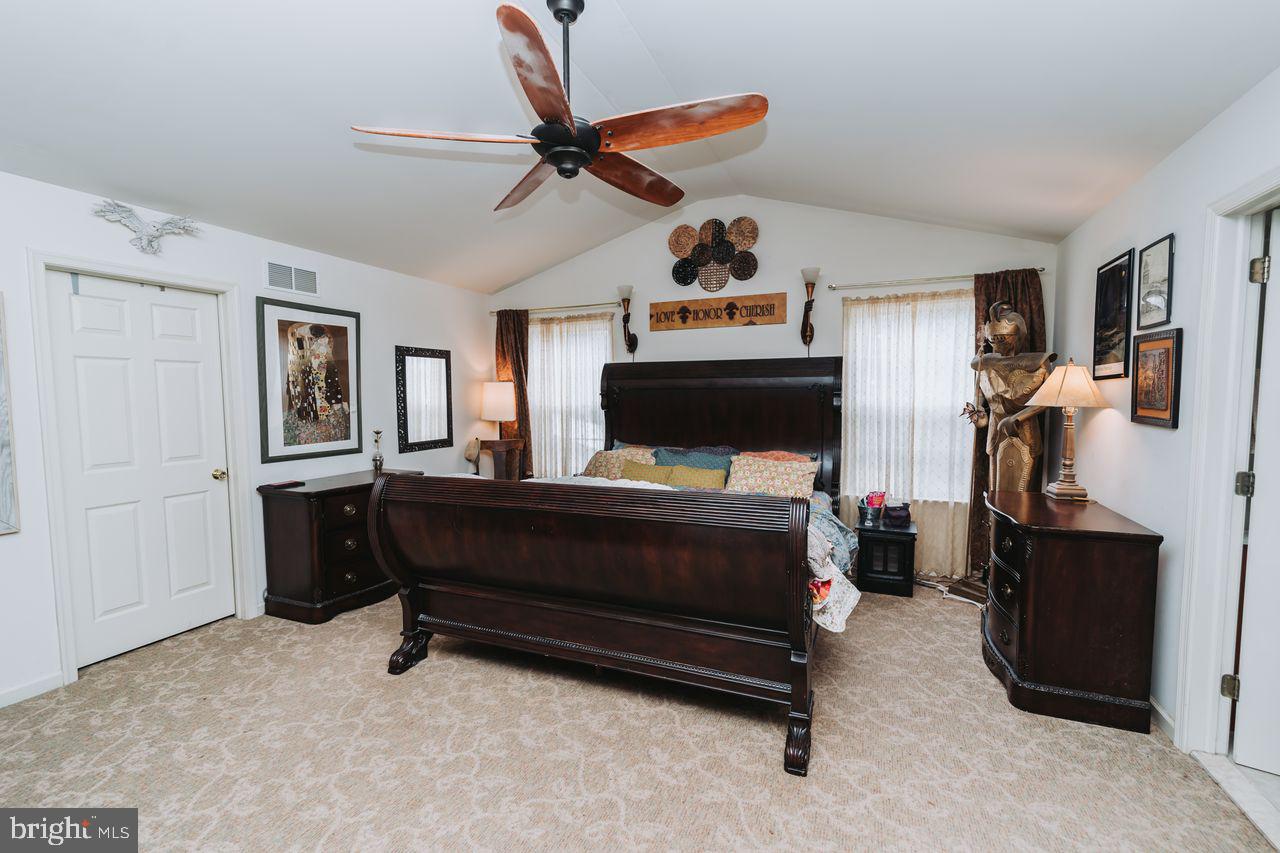 BELLA VISTA - Residential