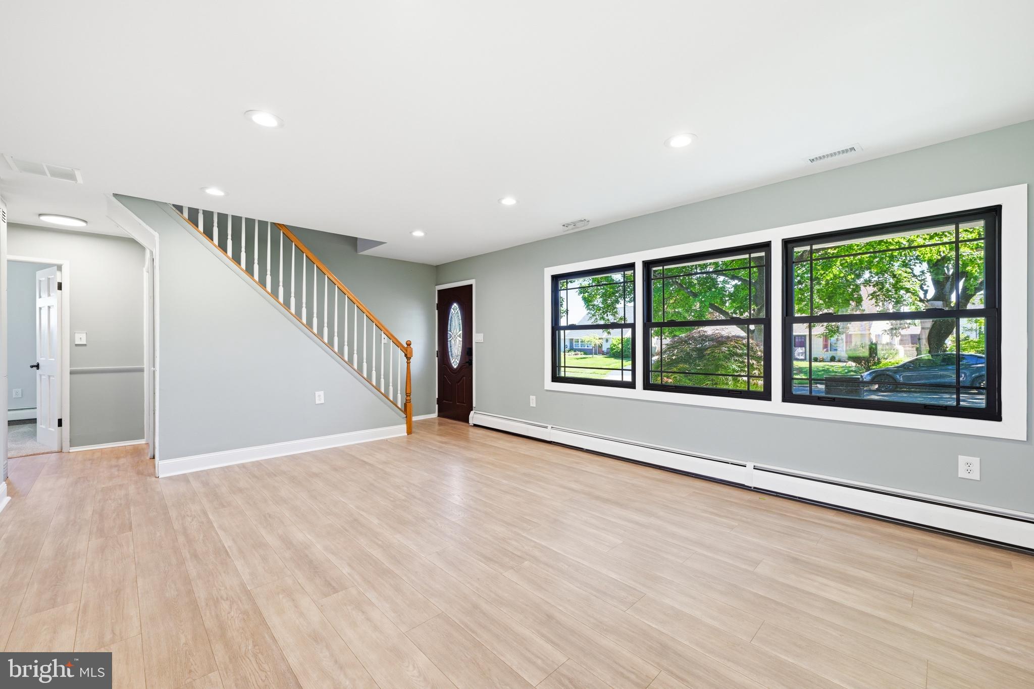 17 CLOISTER ROAD