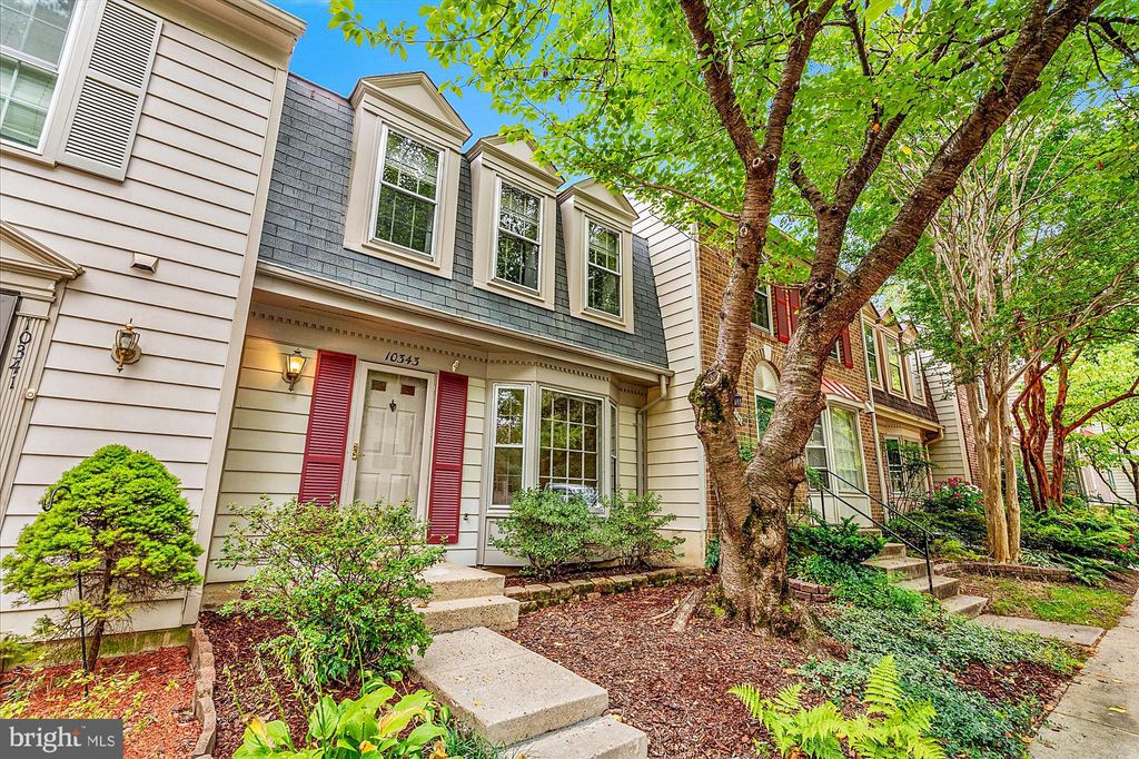 Photo of 10343 Latney Road, FAIRFAX, VA 22032 (MLS # VAFX2267680)